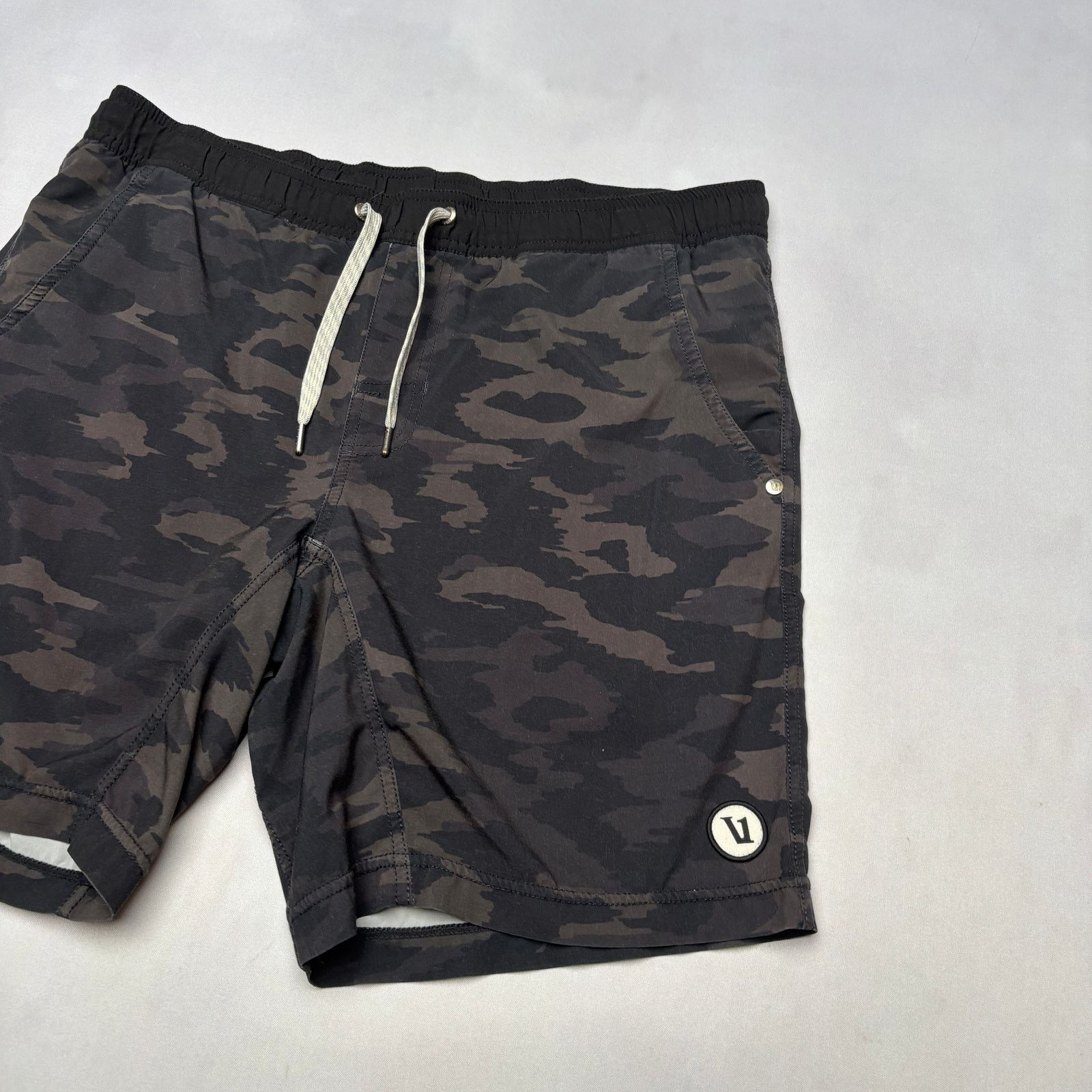 Vuori Vuori Kore Camo Yoga 7" Athletic Shorts Men's 35 Sportswear Size US 35 - 2 Thumbnail