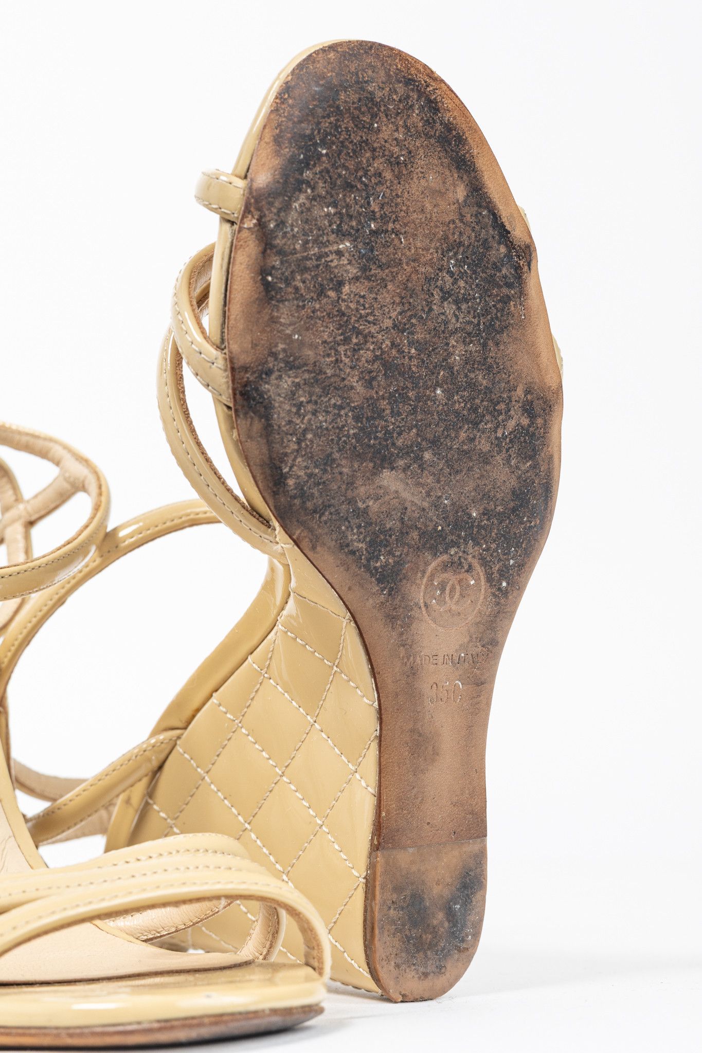 Chanel Chanel Beige Patent Leather Quilted-Wedge Sandals Size US 4.5 / IT 34.5 - 5 Thumbnail