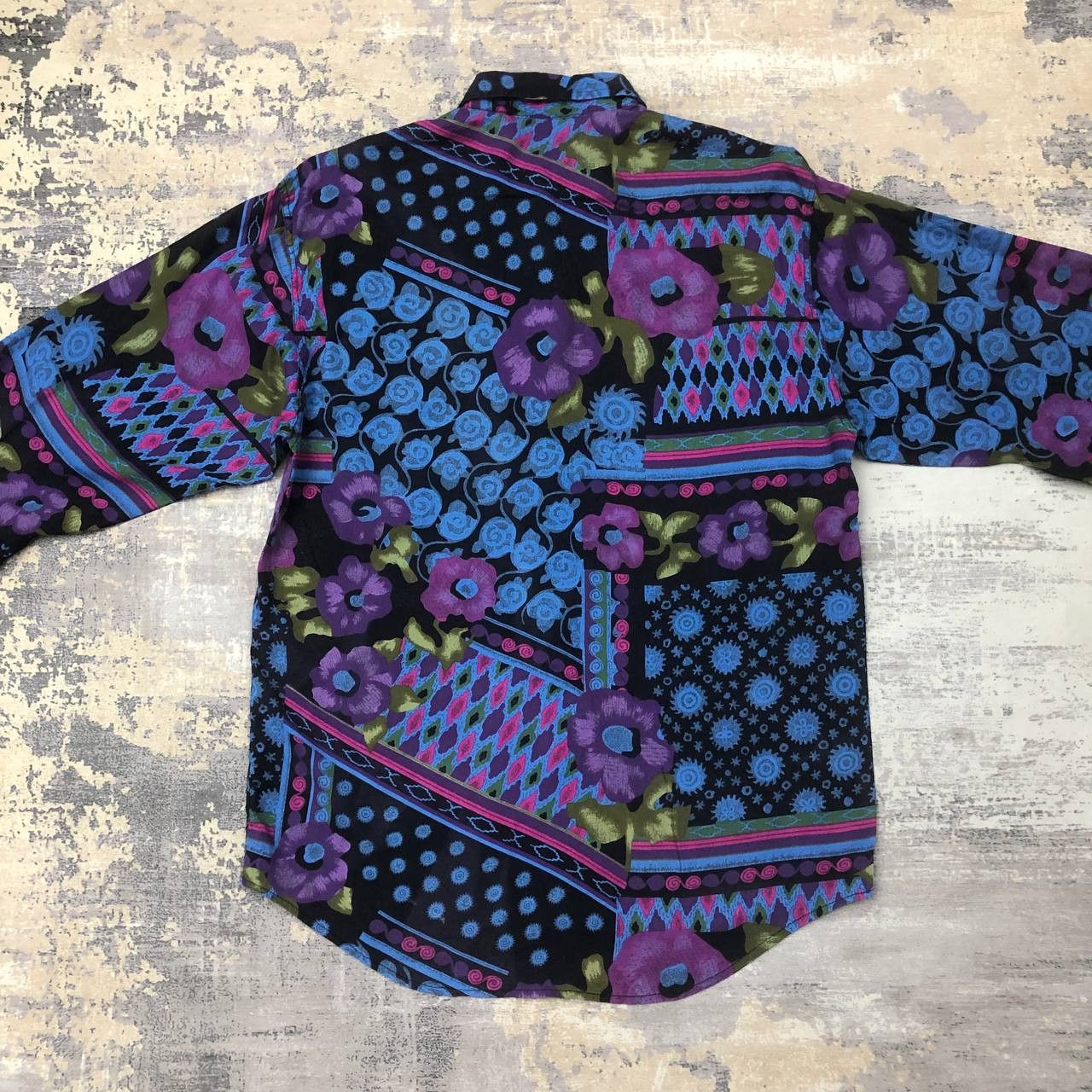 United Colors Of Benetton T33 UNITE COLORS OF BENETTON ART FULLPRINT SHIRTS Size US M / EU 48-50 / 2 - 2 Thumbnail