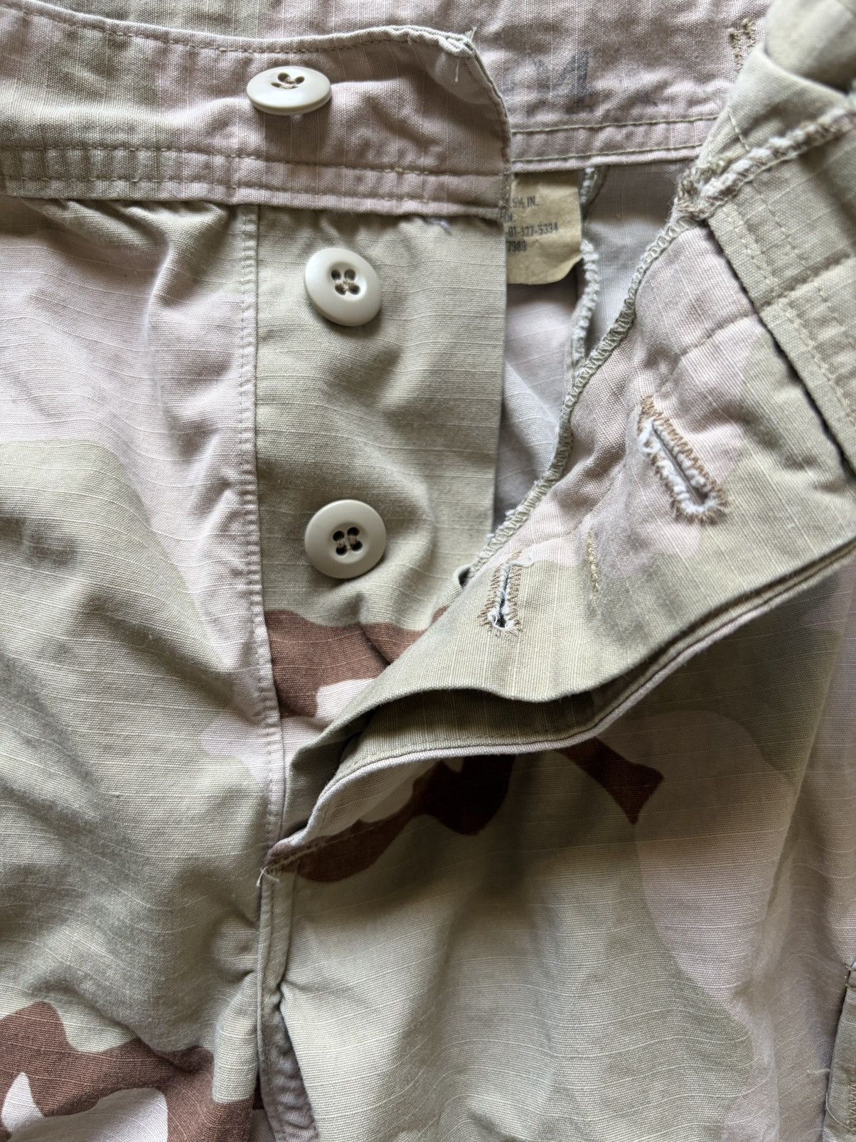 Vintage US Army Desert Camo Cargo pants Size US 33 - 7 Thumbnail