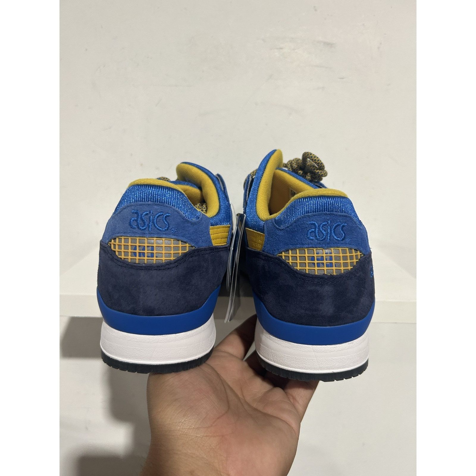 Asics ASICS GEL LYTE lll KITH MARVEL X MEN CYCLOPS SIZE 12 Size US 12 / EU 45 - 3 Thumbnail