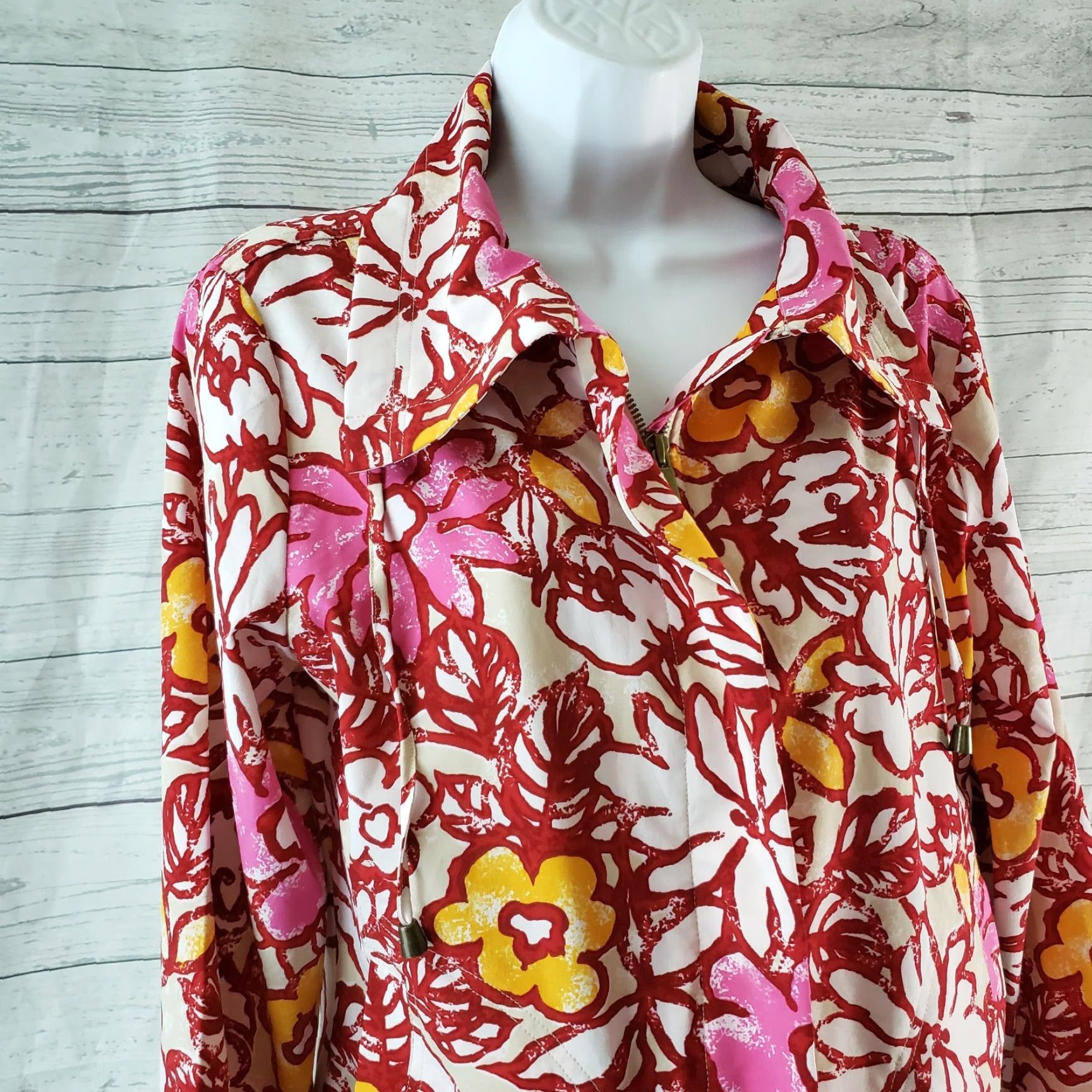 Vintage Chicos Zenergy Womens Jacket Sz Small Red Floral Long Sleeve Zip Size S / US 4 / IT 40 - 2 Thumbnail