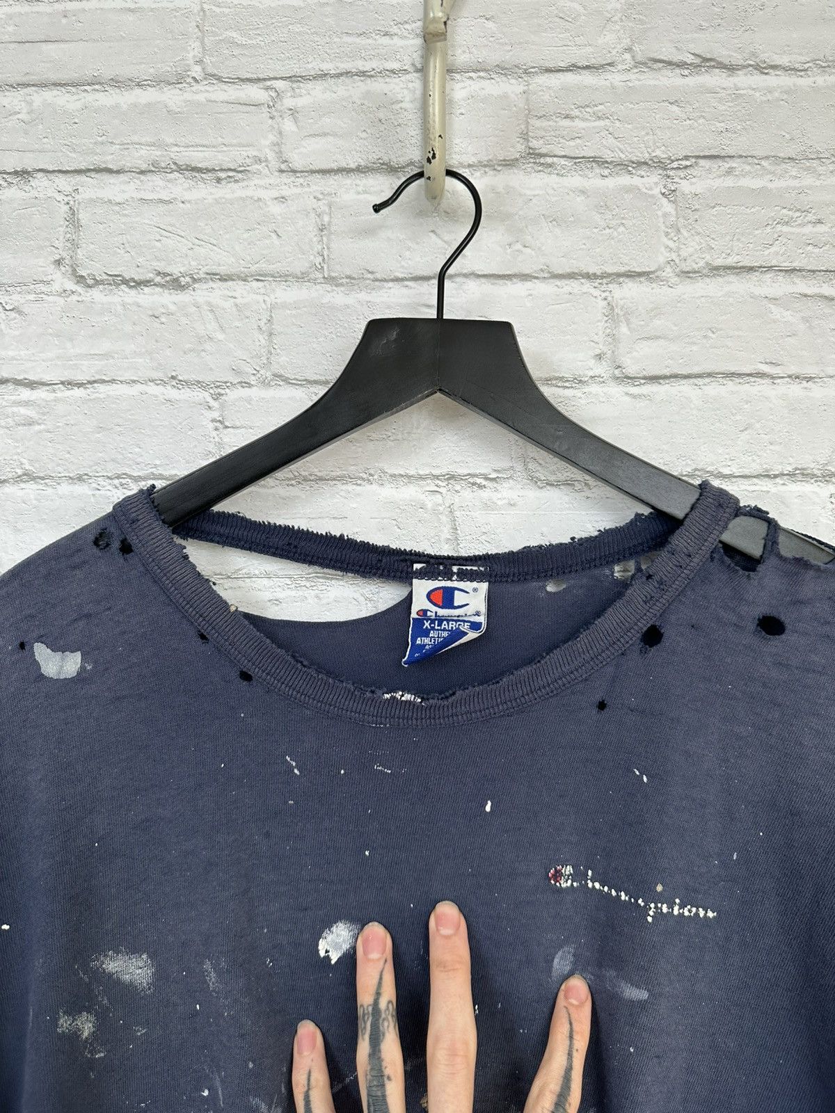 Champion (XL) PAINT THRASHED DESTROYED Vintage Champion T Shirt Size US XL / EU 56 / 4 - 8 Thumbnail