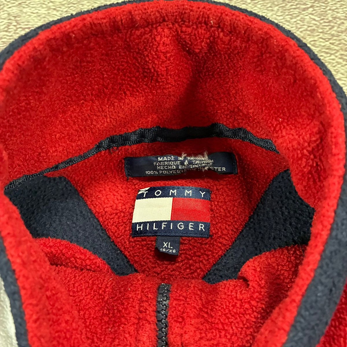Tommy Hilfiger Tommy Hilfiger Vintage Fleece Jacket Size L-XL Size US XL / EU 56 / 4 - 3 Thumbnail