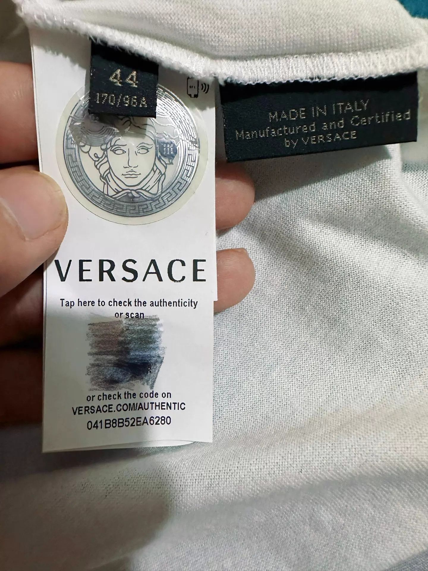 Versace Versace Safety Pin Print Short Sleeve Tee 95 New Size US S / EU 44-46 / 1 - 7 Thumbnail