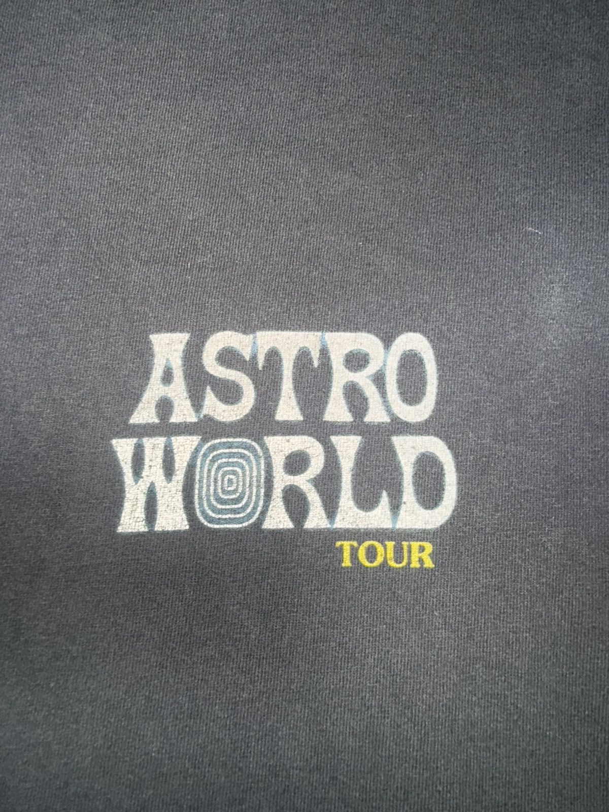 Travis Scott Astroworld Travis Scott Wish You Were Here Tour Tee Size US L / EU 52-54 / 3 - 3 Thumbnail