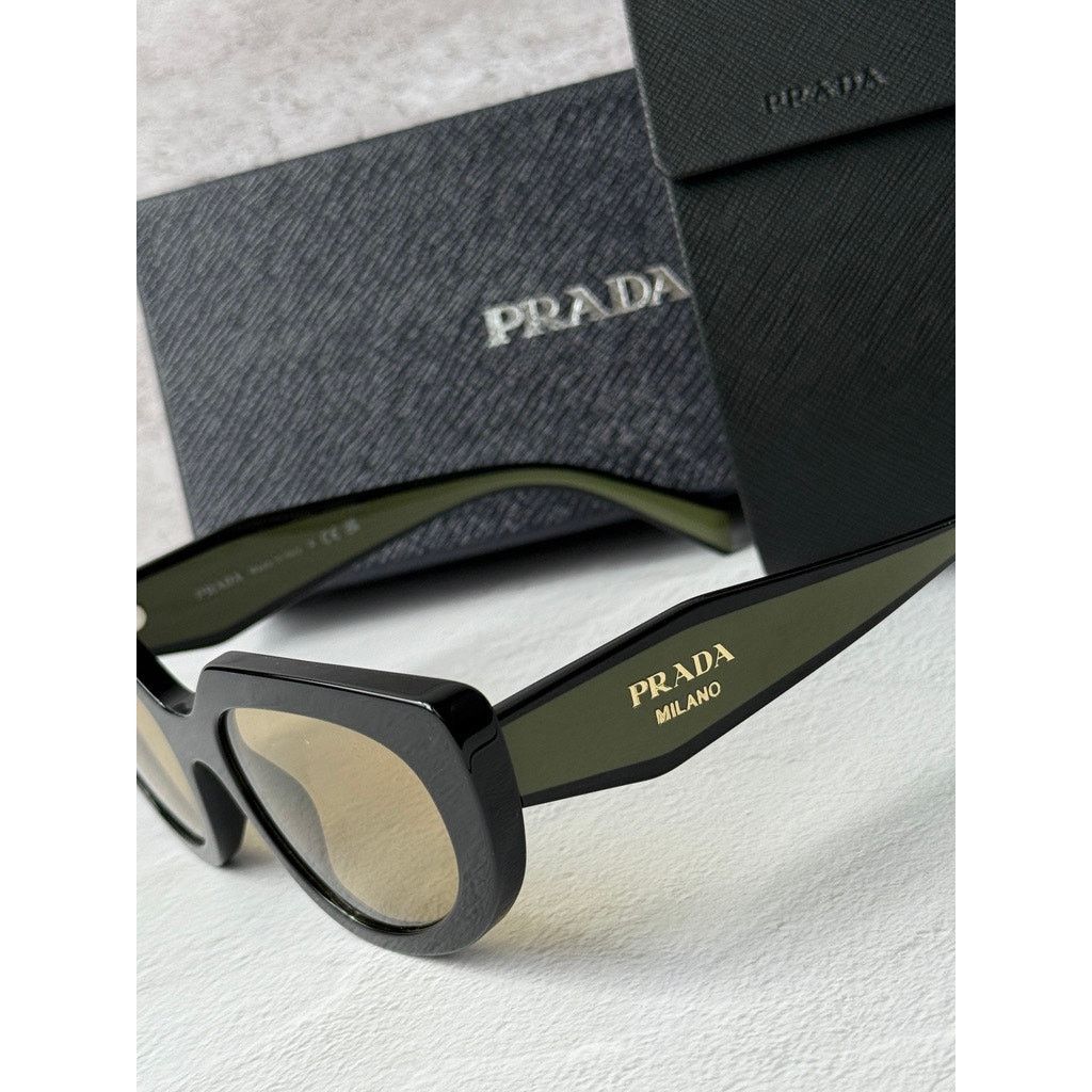 Prada NEW Prada PR D02S Cat Eye Sunglasses in Black Green $390 Size ONE SIZE - 5 Thumbnail