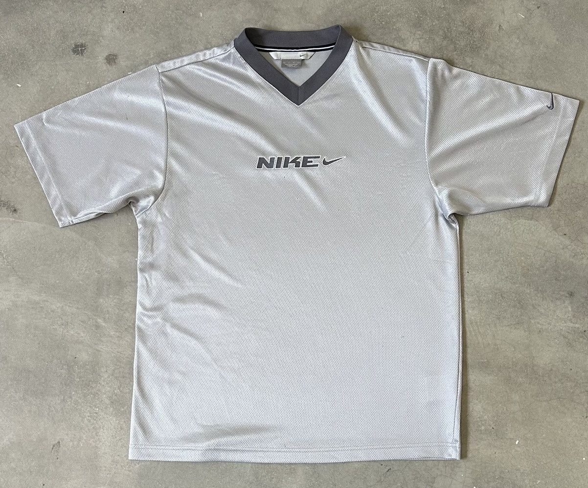 Nike VINTAGE NIKE JERSEY Size US M / EU 48-50 / 2 - 1 Thumbnail