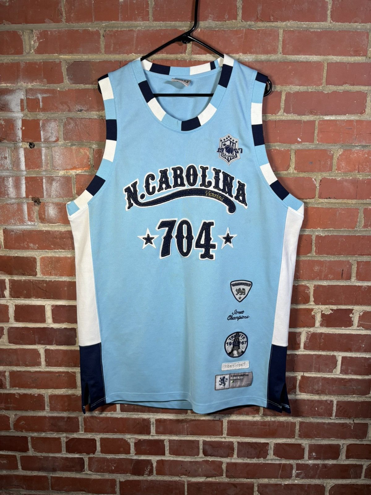 Other Vintage Style Jersey North Carolina 704 Basketball Jersey L Size US L / EU 52-54 / 3 - 1 Thumbnail