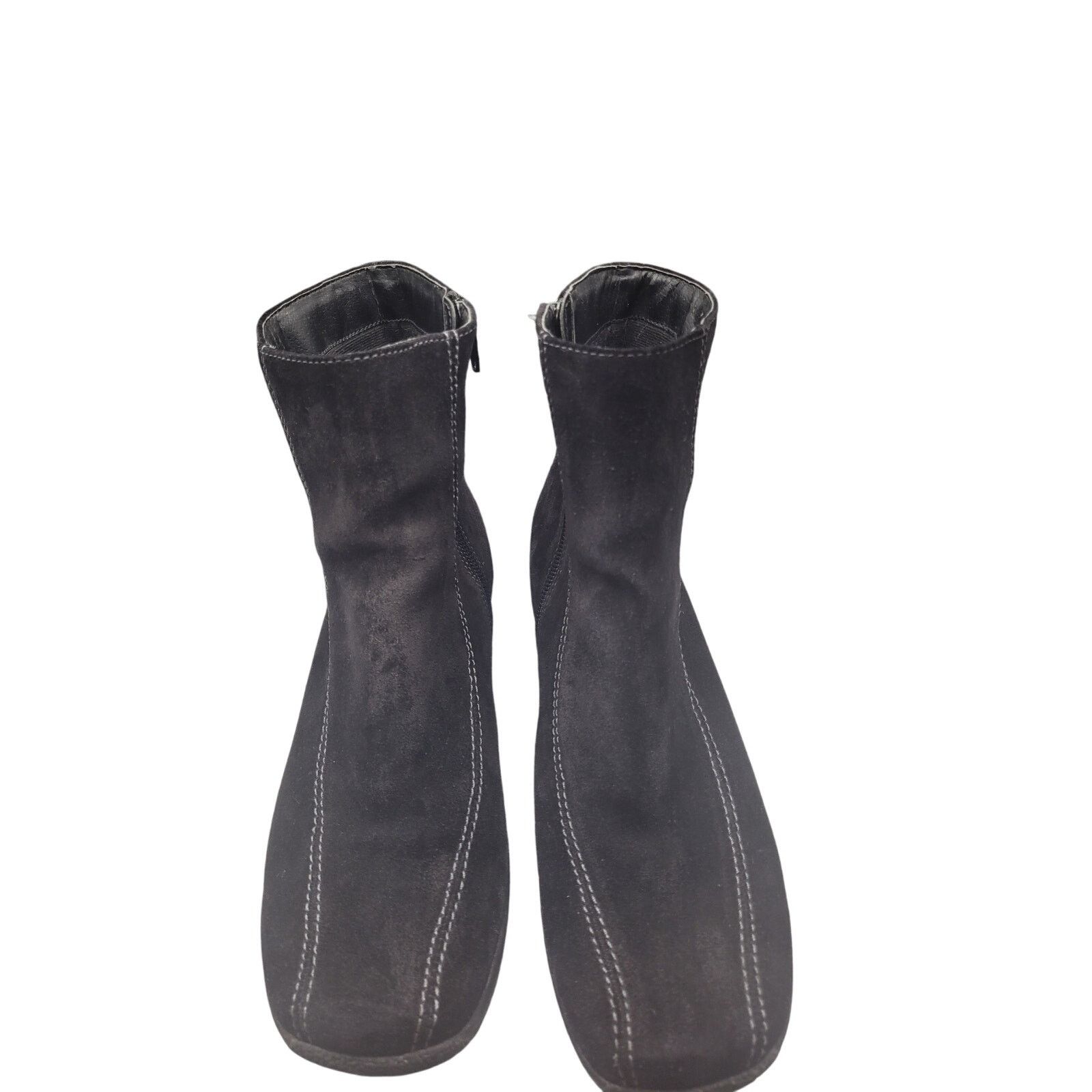 Clarks Clarks Black Boots Suede Leather Ankle Zip Up Sz 8.5 Size US 8.5 / IT 38.5 - 5 Thumbnail