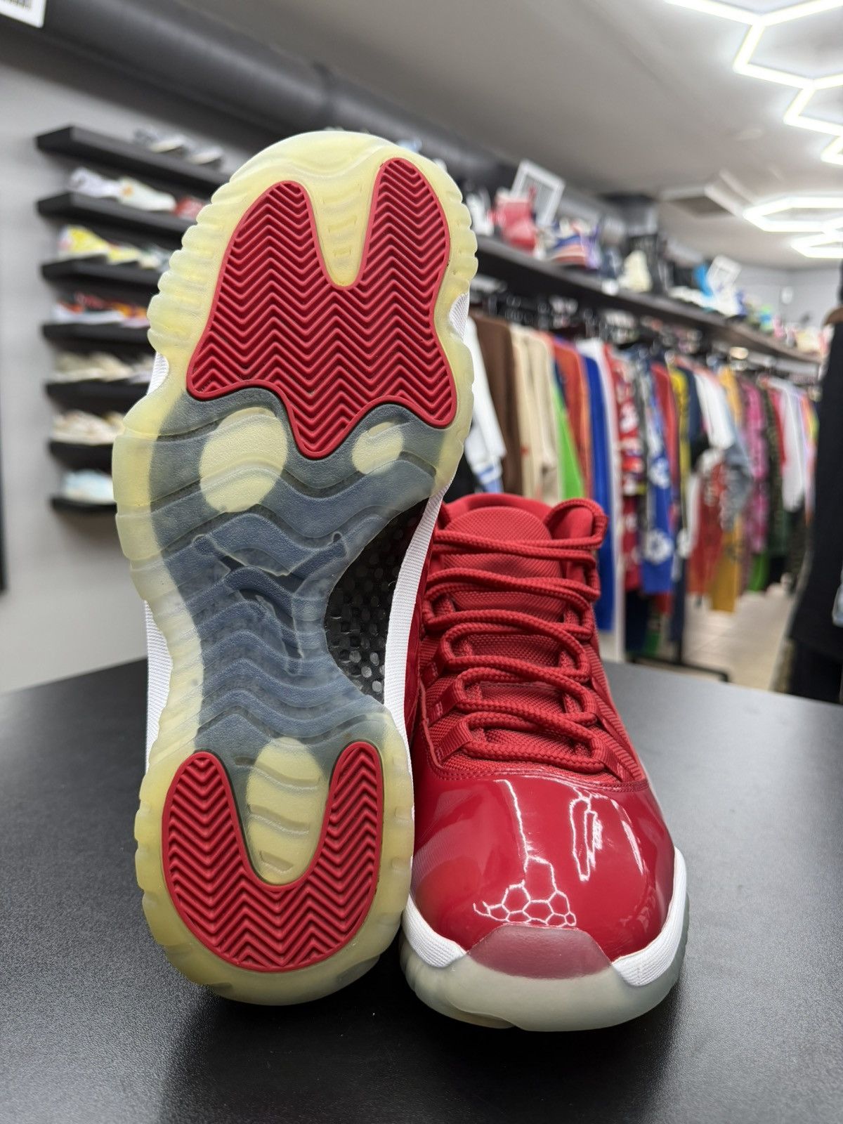 Jordan Brand Size 10 - Jordan 11 Retro Win Like 96 Size US 10 / EU 43 - 9 Thumbnail