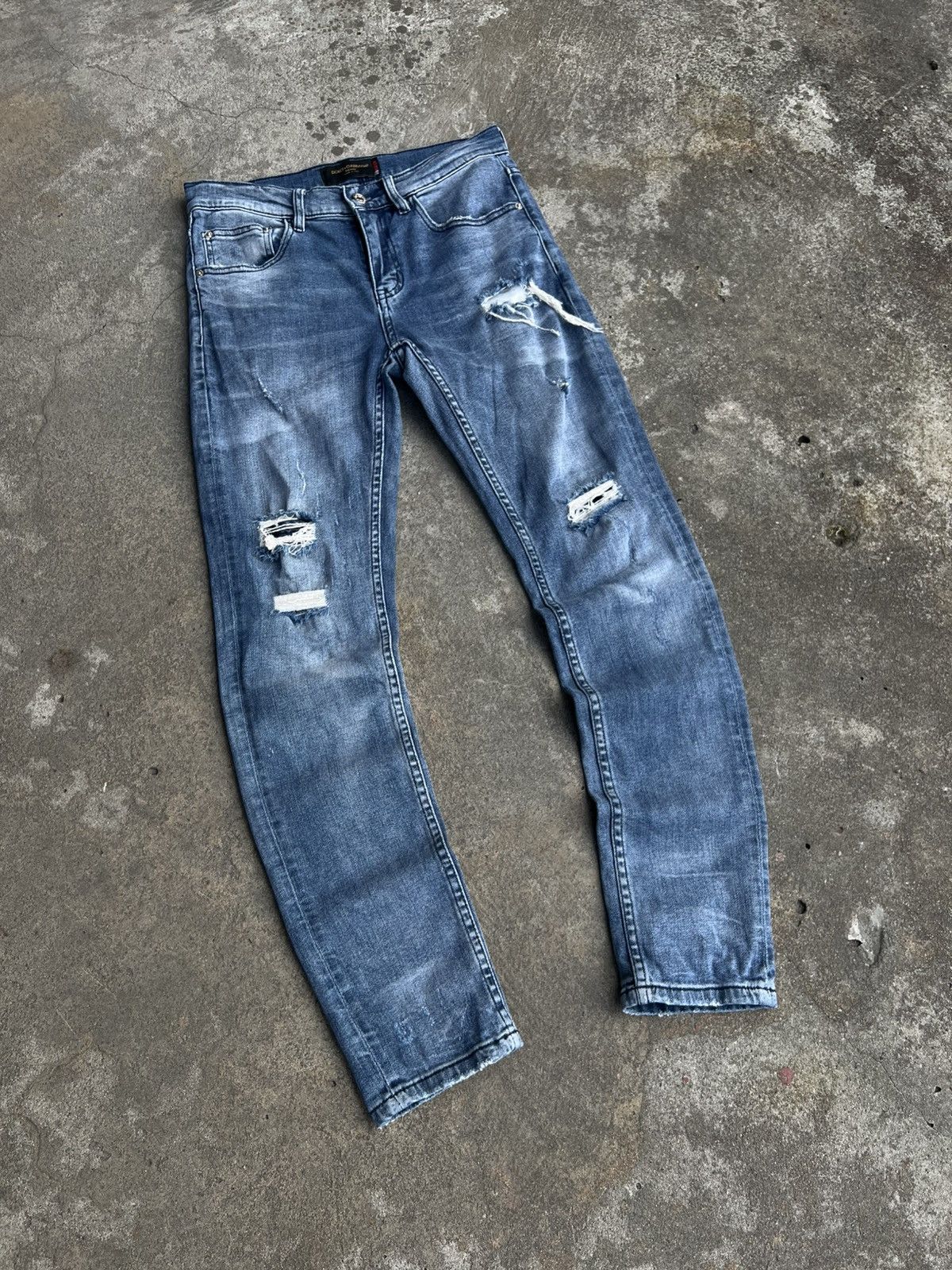 Dolce & Gabbana Crazy Vintage Dolce&Gabbana Big Metal Logo Distressed Jeans Size US 31 - 7 Thumbnail