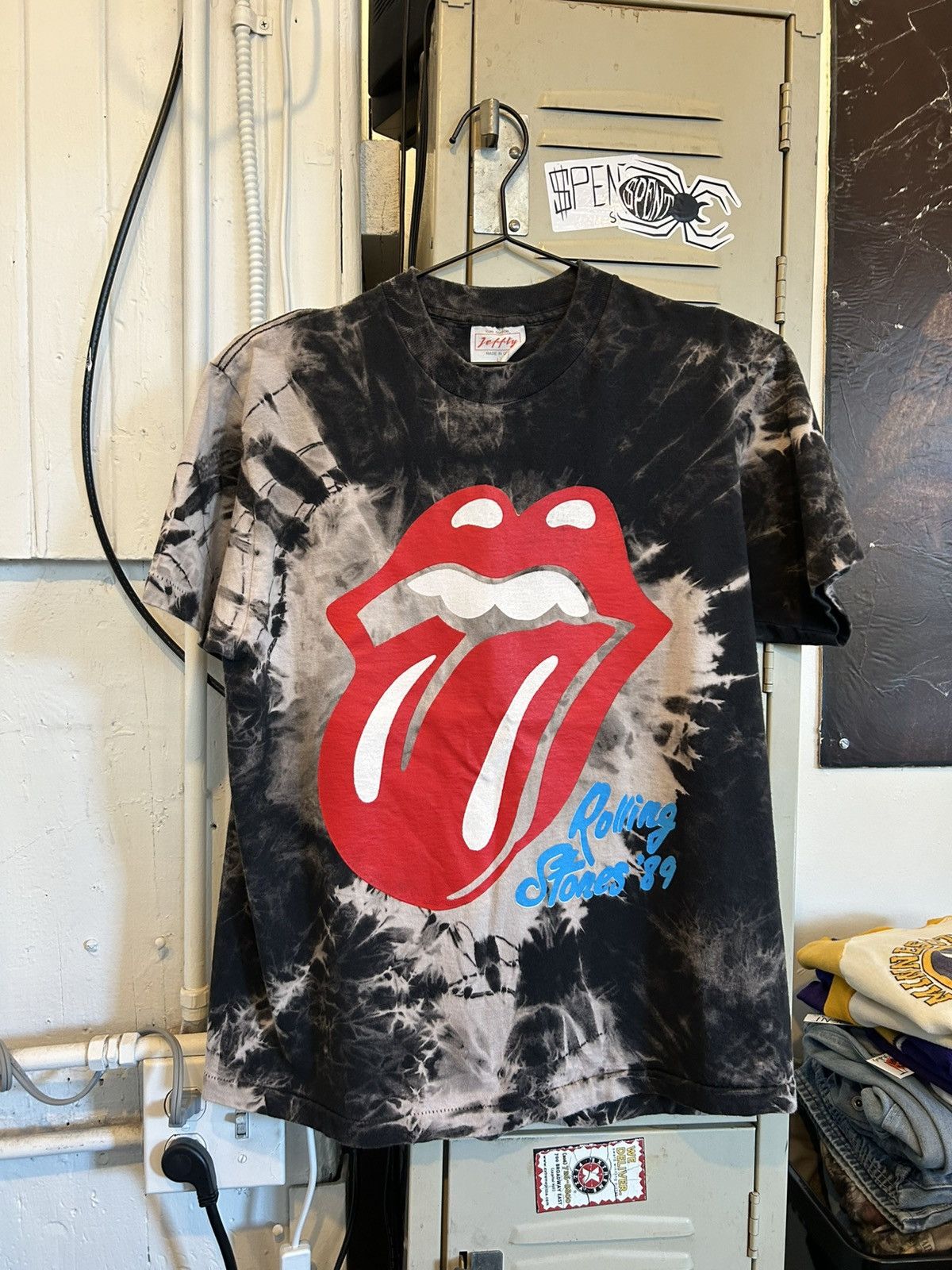 Band Tees Vintage 1989 Rolling Stones tour t shirt Size US M / EU 48-50 / 2 - 1 Thumbnail