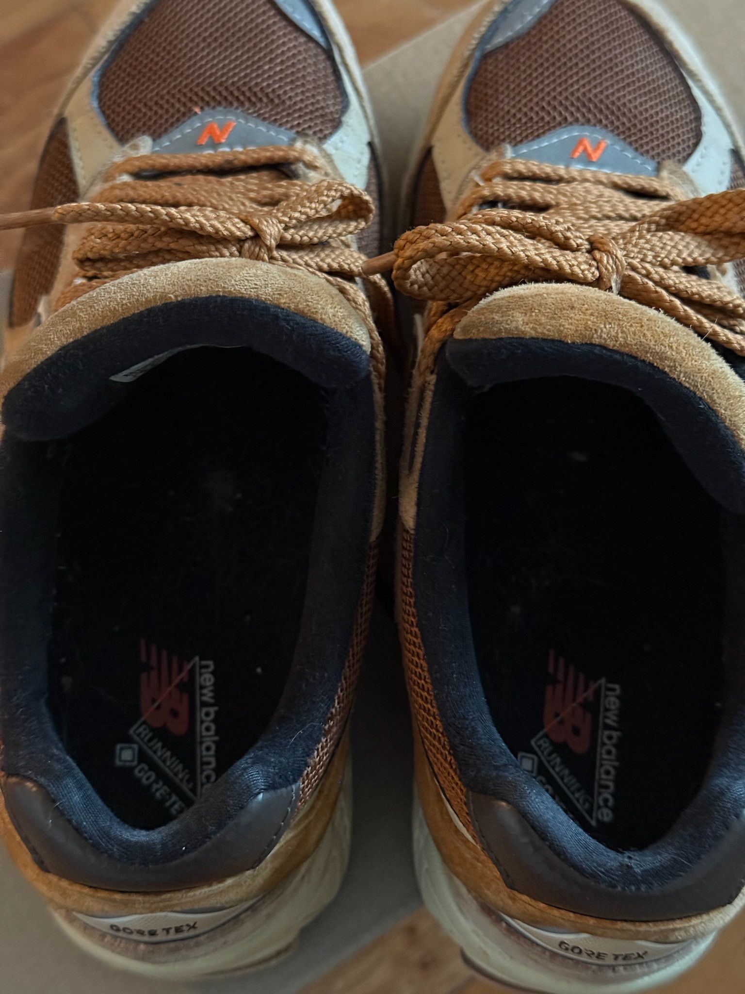 New Balance 2002R Sneakers Size US 5 / IT 35 - 5 Thumbnail