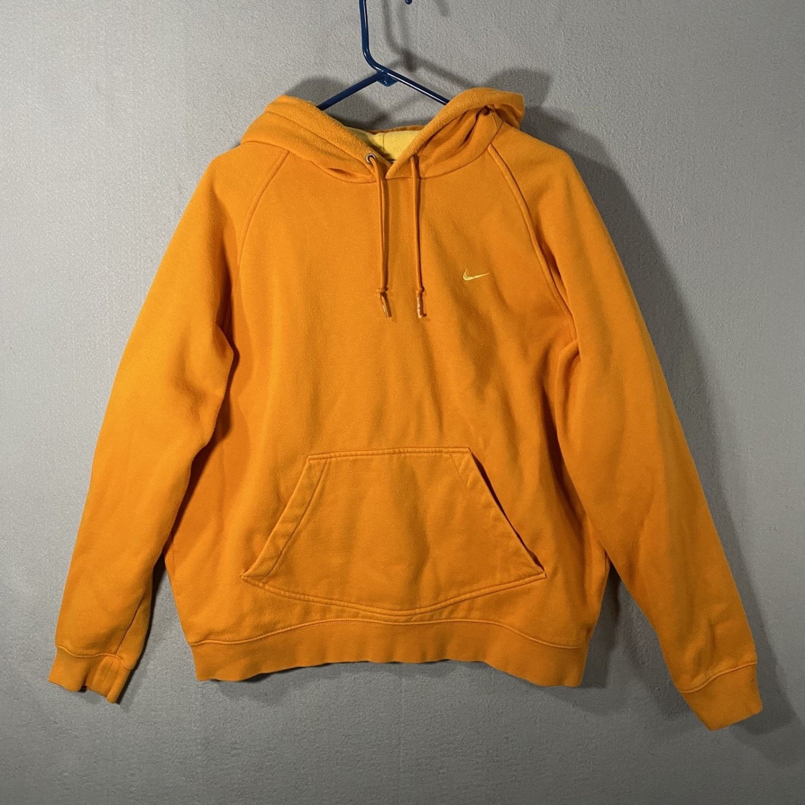 Nike Nike Swoosh Logo Pullover Hoodie Sweatshirt Yellow Large Vtg Size US L / EU 52-54 / 3 - 1 Thumbnail