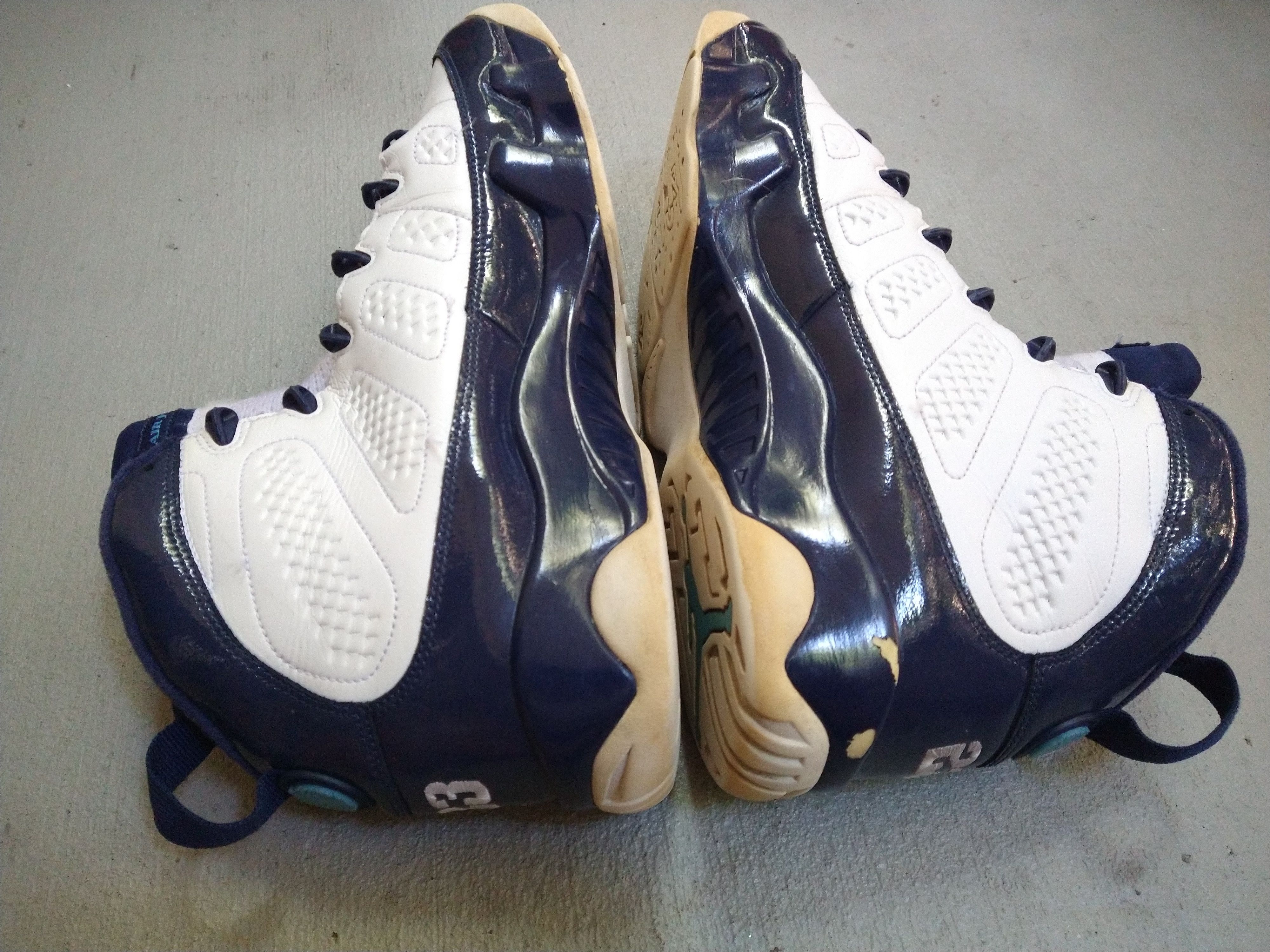 Jordan Brand Nike Air Jordan 9 Retro Pearl Blue Size 13 302370-145 Size US 13 / EU 46 - 12 Thumbnail