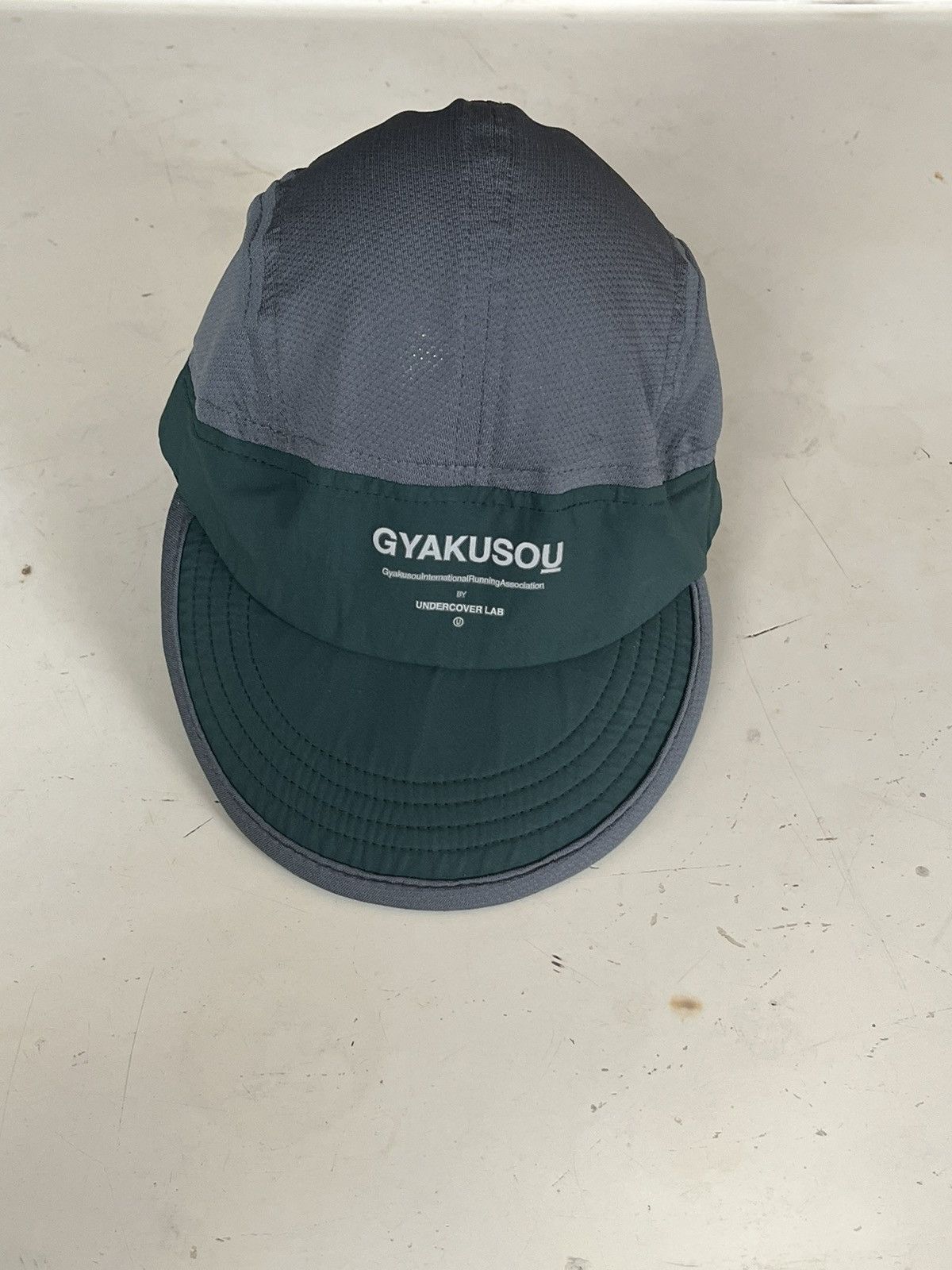 Gyakusou best sale running cap