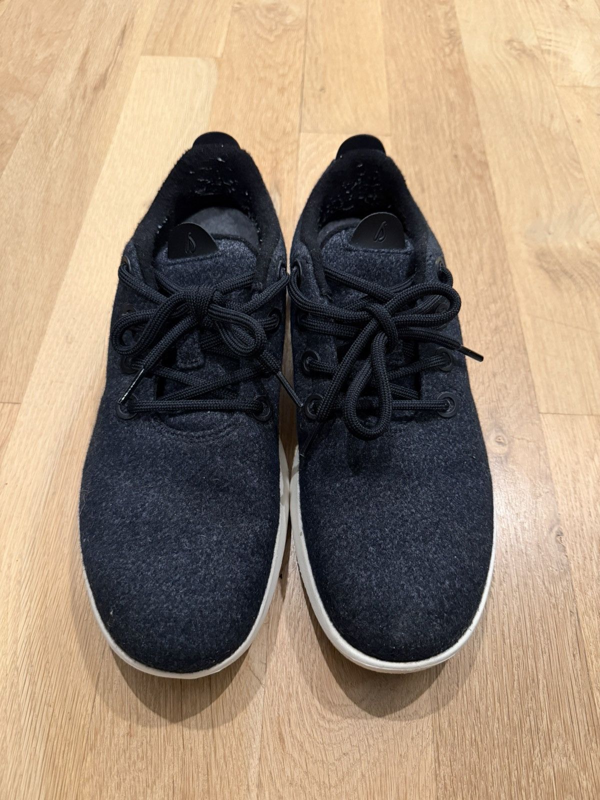 Allbirds Allbirds Wool Runner Mizzles - Like New M10 Size US 10 / EU 43 - 1 Thumbnail