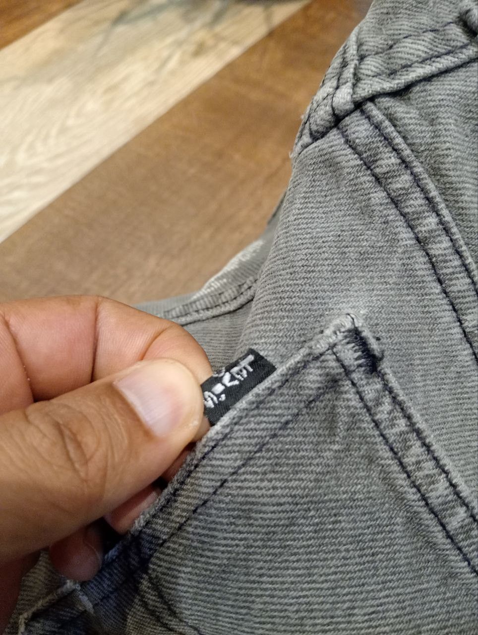 Levi's Vintage Clothing LEVI'S VINTAGE 505 BLACK JEANS - SIZE 32 Size US 32 / EU 48 - 9 Thumbnail