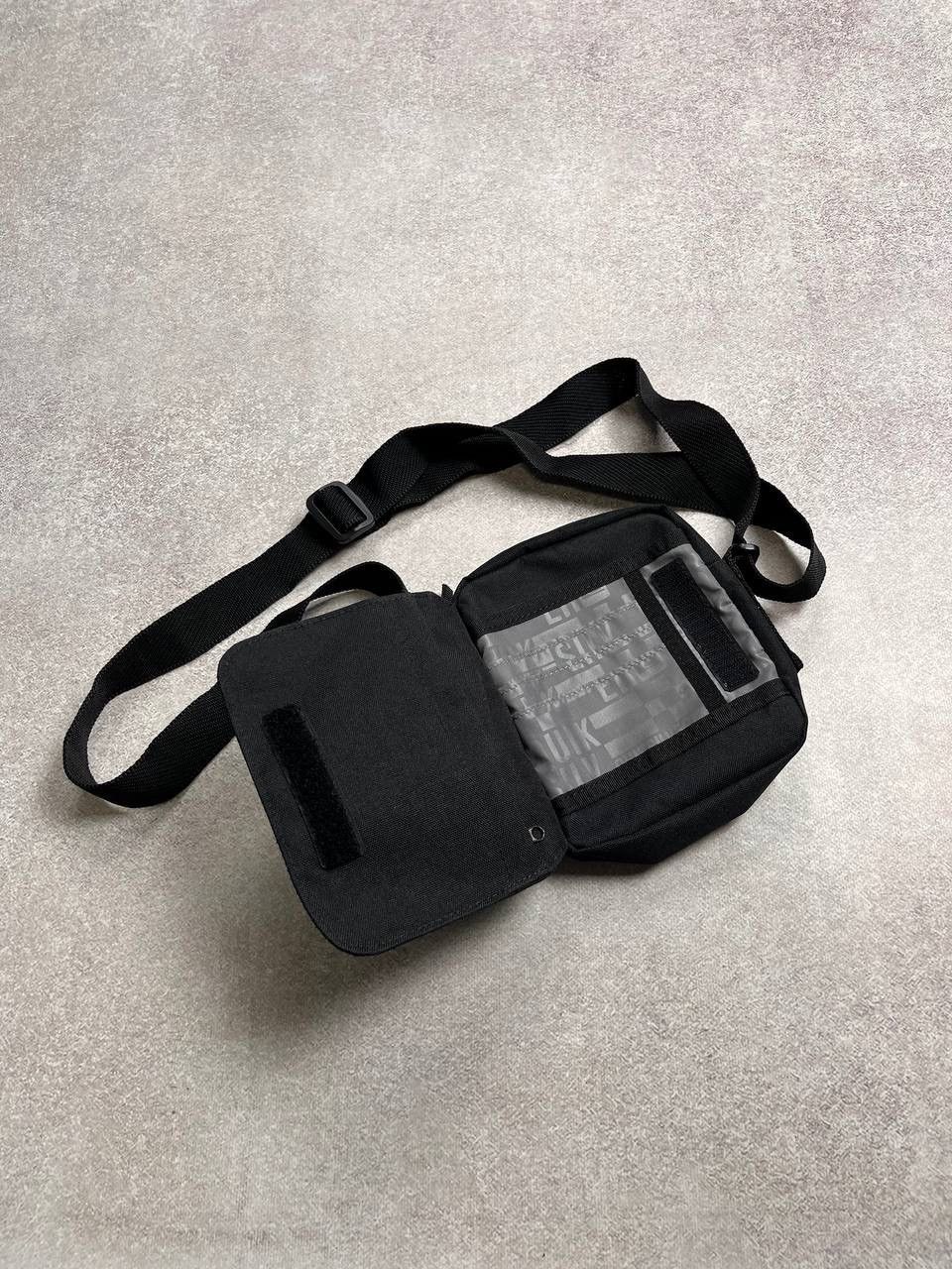 Quiksilver VINTAGE QUICKSILVER CROSS BODY NYLON BAG RARE Size ONE SIZE - 8 Thumbnail