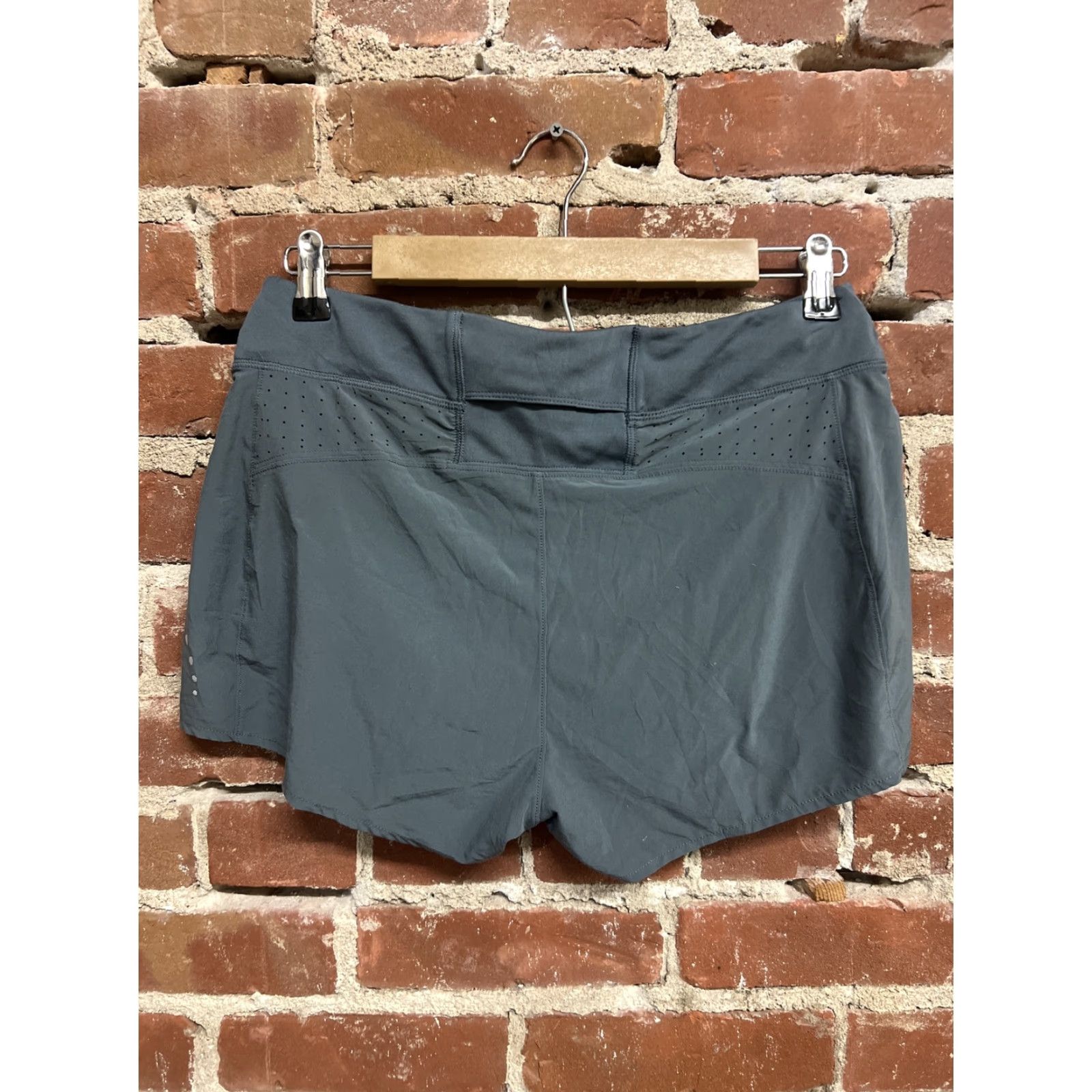 Mountain Hardwear Mountain Hardwear Skirt M Womens Blue Short Straight & Pencil Gray Used Size 32" / US 10 / IT 46 - 3 Thumbnail