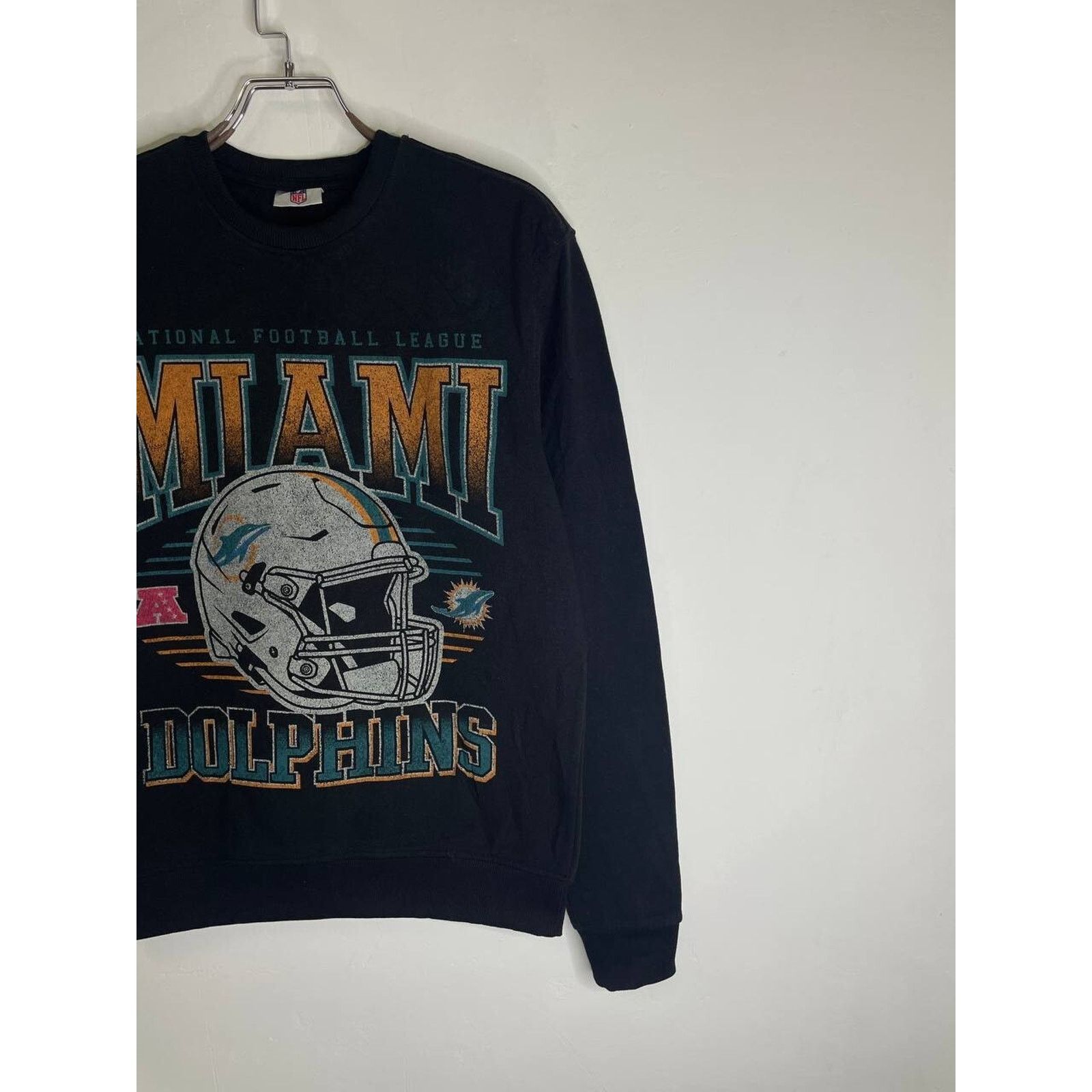 NFL Vintage NFL Miami Dolphins Sweatshirt Black Crewneck S USA Size US S / EU 44-46 / 1 - 5 Thumbnail