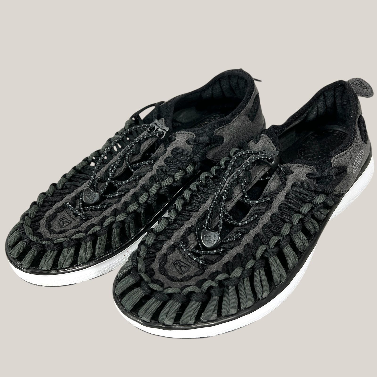 Keen Uneek 02 Water Shoes Sandals Black/gray Womens 8.5