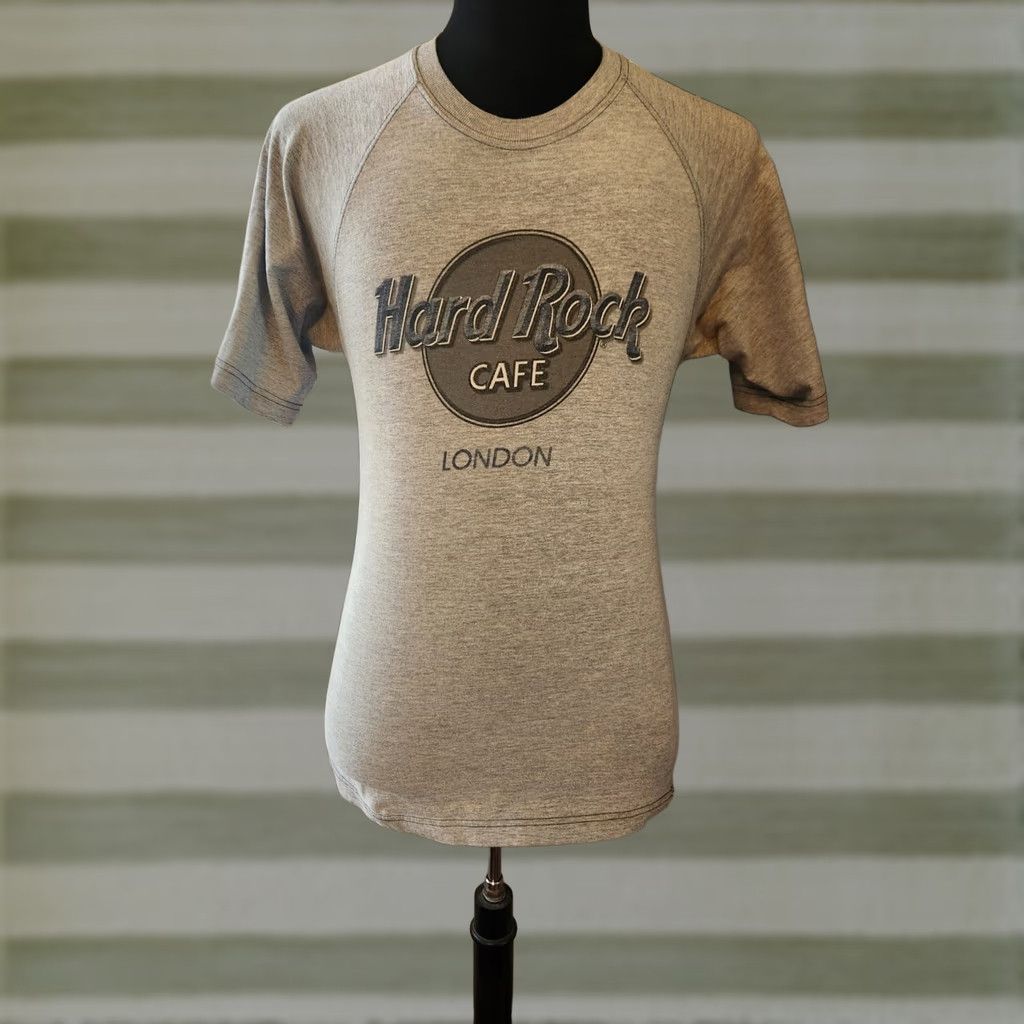Hard Rock Cafe VINTAGE Hard Rock Cafe London T-Shirt Gray Short Sleeve Crew Neck Adult Small Mens T-Shirt 90s London Logo Cotton Black? Size US S / EU 44-46 / 1 - 1 Thumbnail