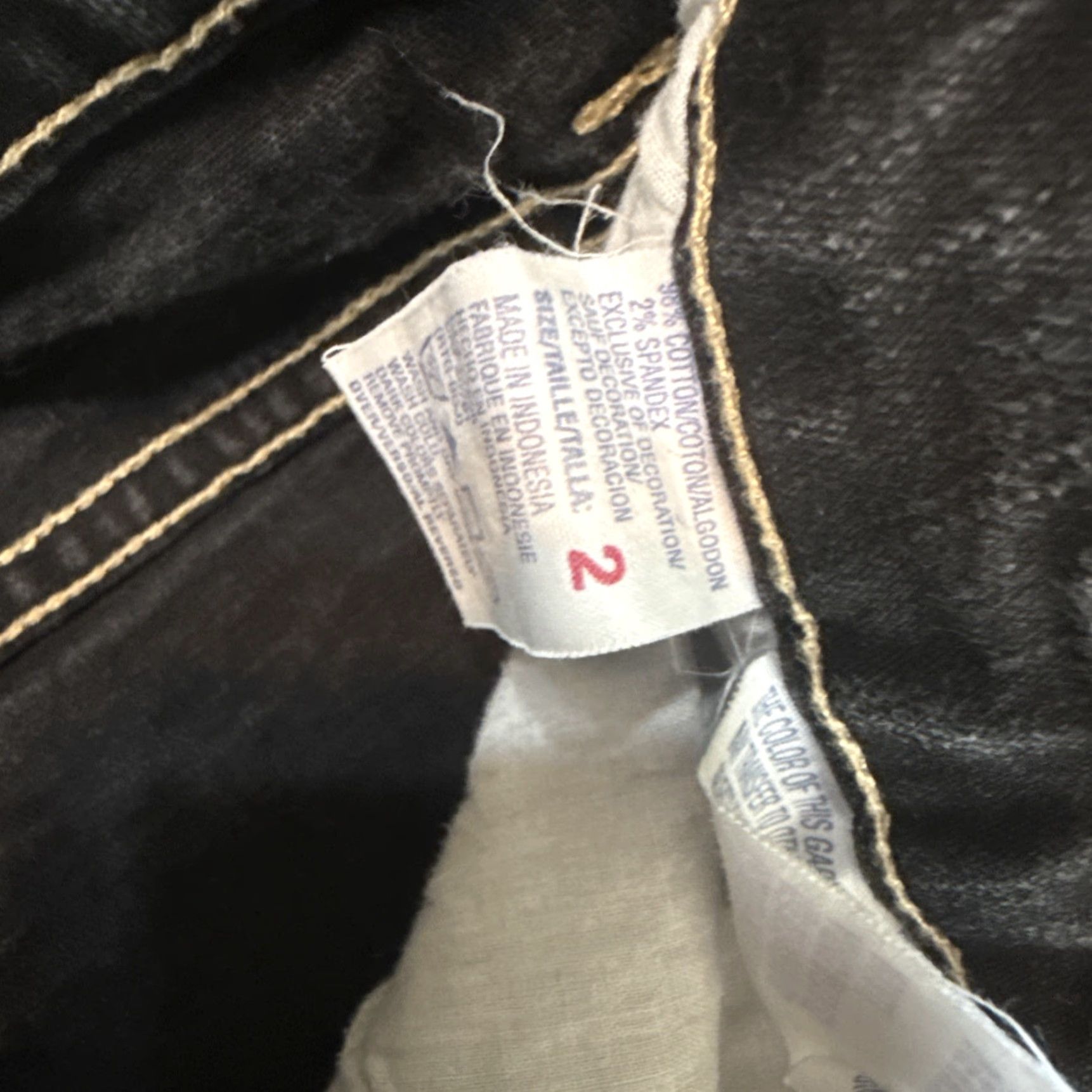 Tommy Hilfiger VINTAGE Tommy Hilfiger Women's Crop Jeans Size 2 Black Denim Split Hem 90s Size 26" / US 2 / IT 38 - 2 Thumbnail