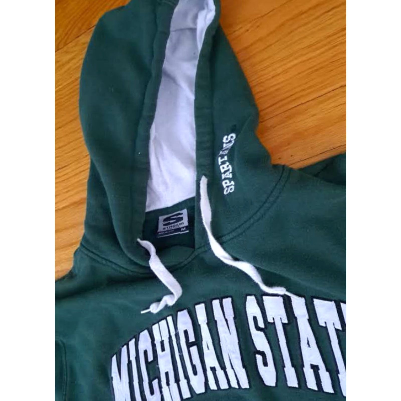 Vintage VINTAGE Stadium Michigan State Spartans Embroidered Hooded Sweatshirt M Green Pullover Hooded Unisex Adults Sweatshirt Stadium Size US M / EU 48-50 / 2 - 4 Thumbnail