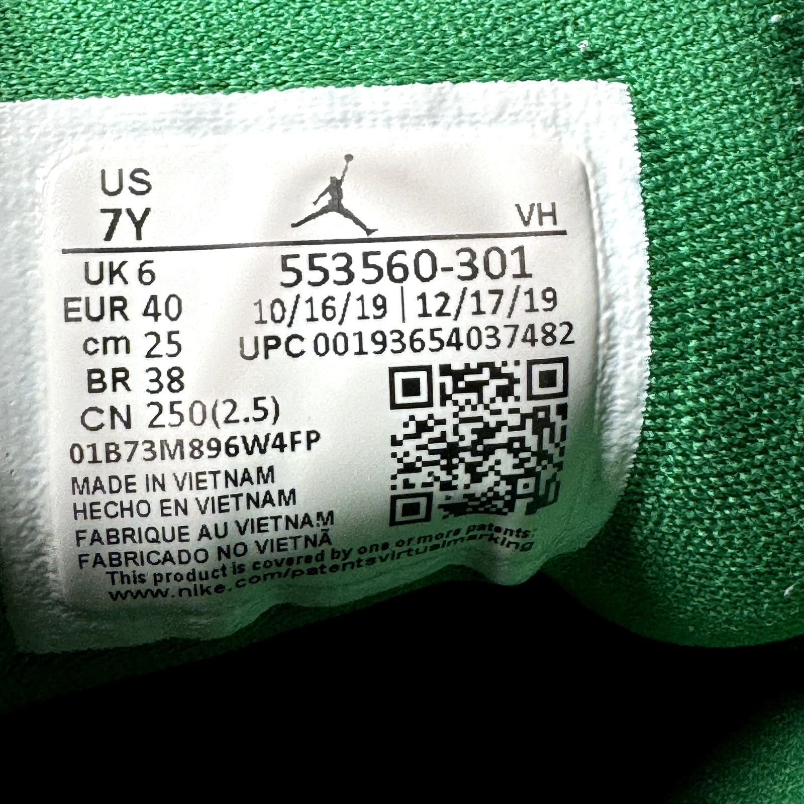 Jordan Brand × Nike Size 7 - Air Jordan 1 Low GS Pine Green 2020 Men's Shoes Size US 7 / EU 40 - 7 Thumbnail