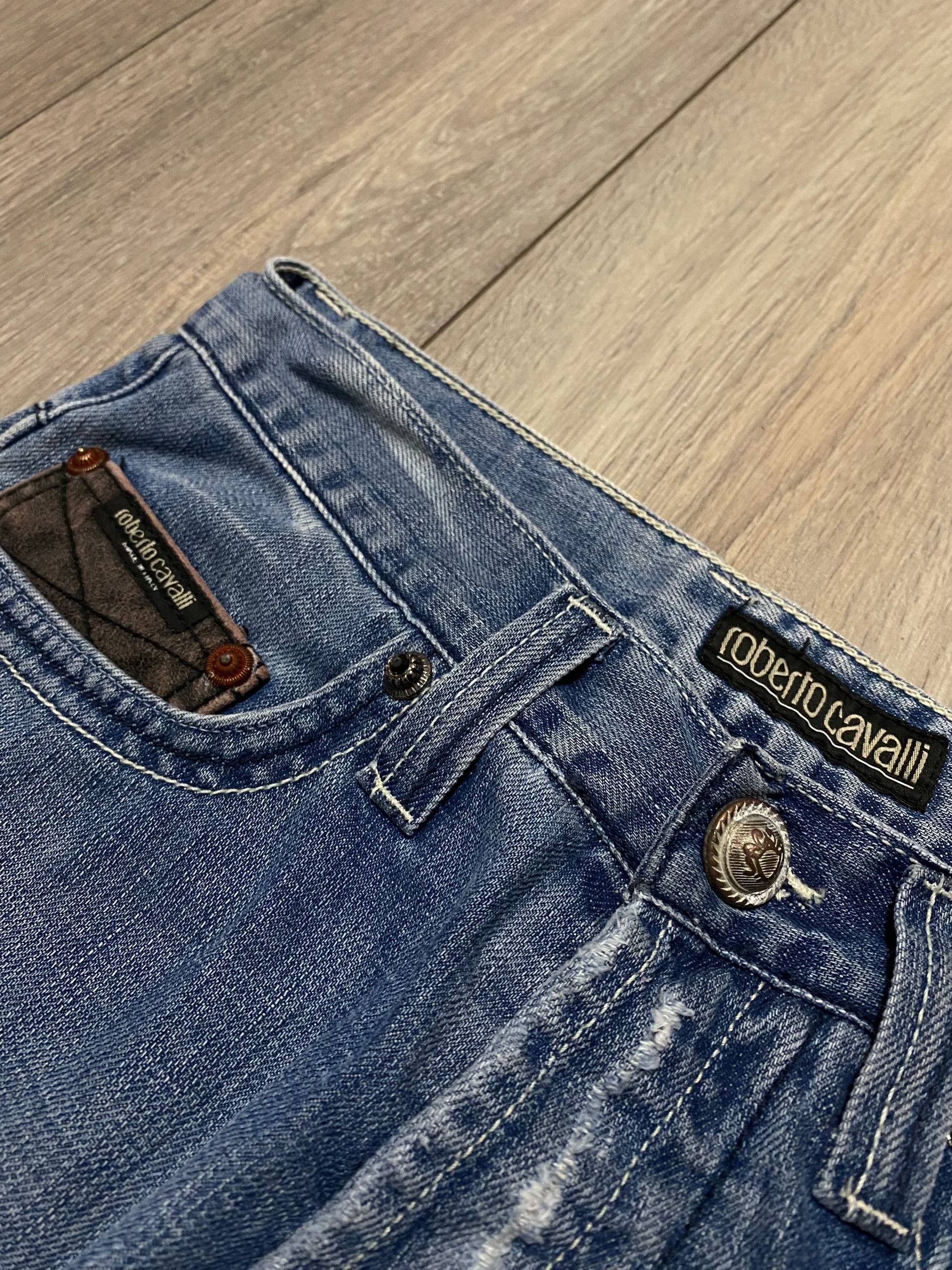 Roberto Cavalli Roberto Cavalli Vintage Baggy Jeans Big Logo Painted 90s Size US 31 - 10 Thumbnail