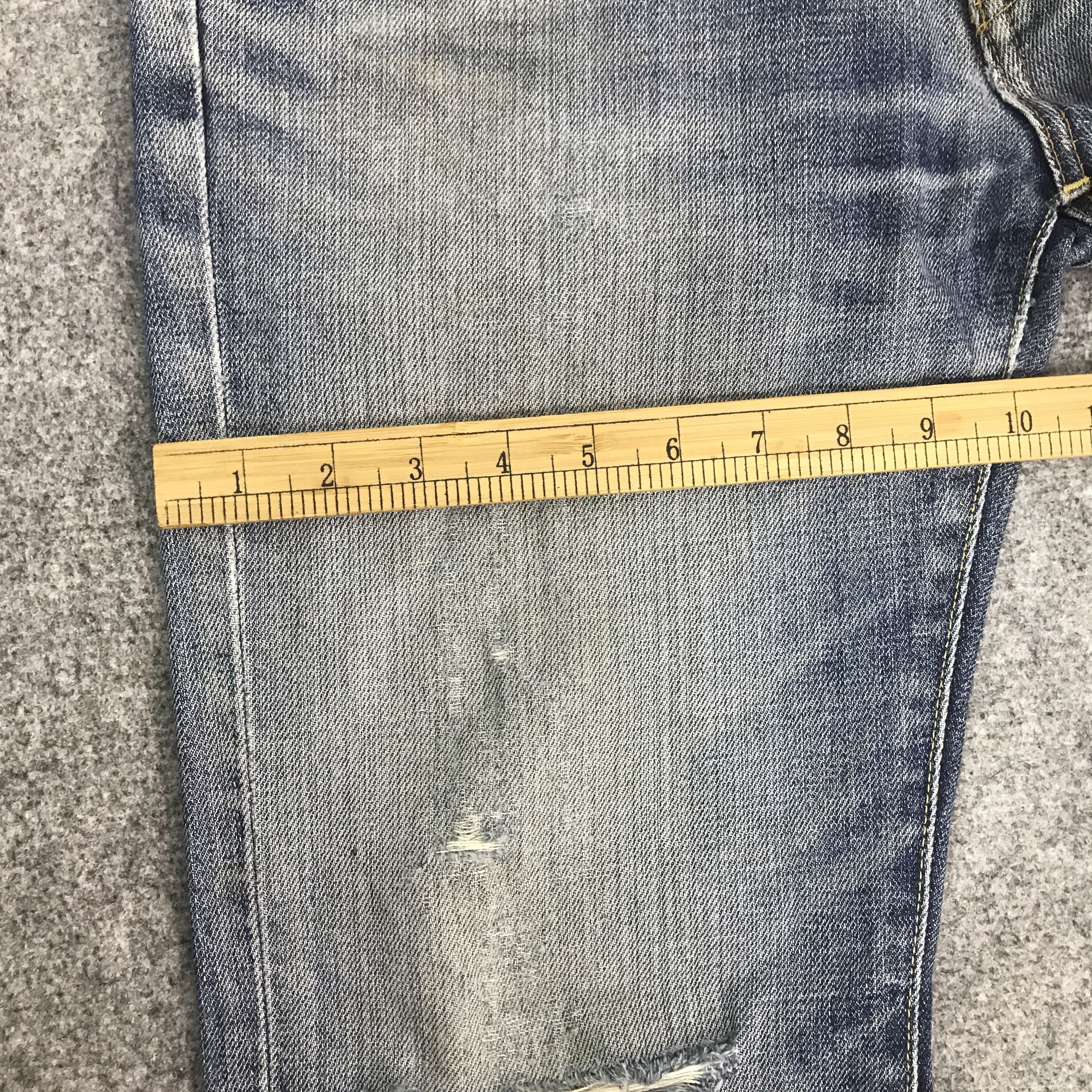 Japanese Brand Flare uniqlo Jp bootcut distressed denim K54B17 Size US 31 - 9 Thumbnail
