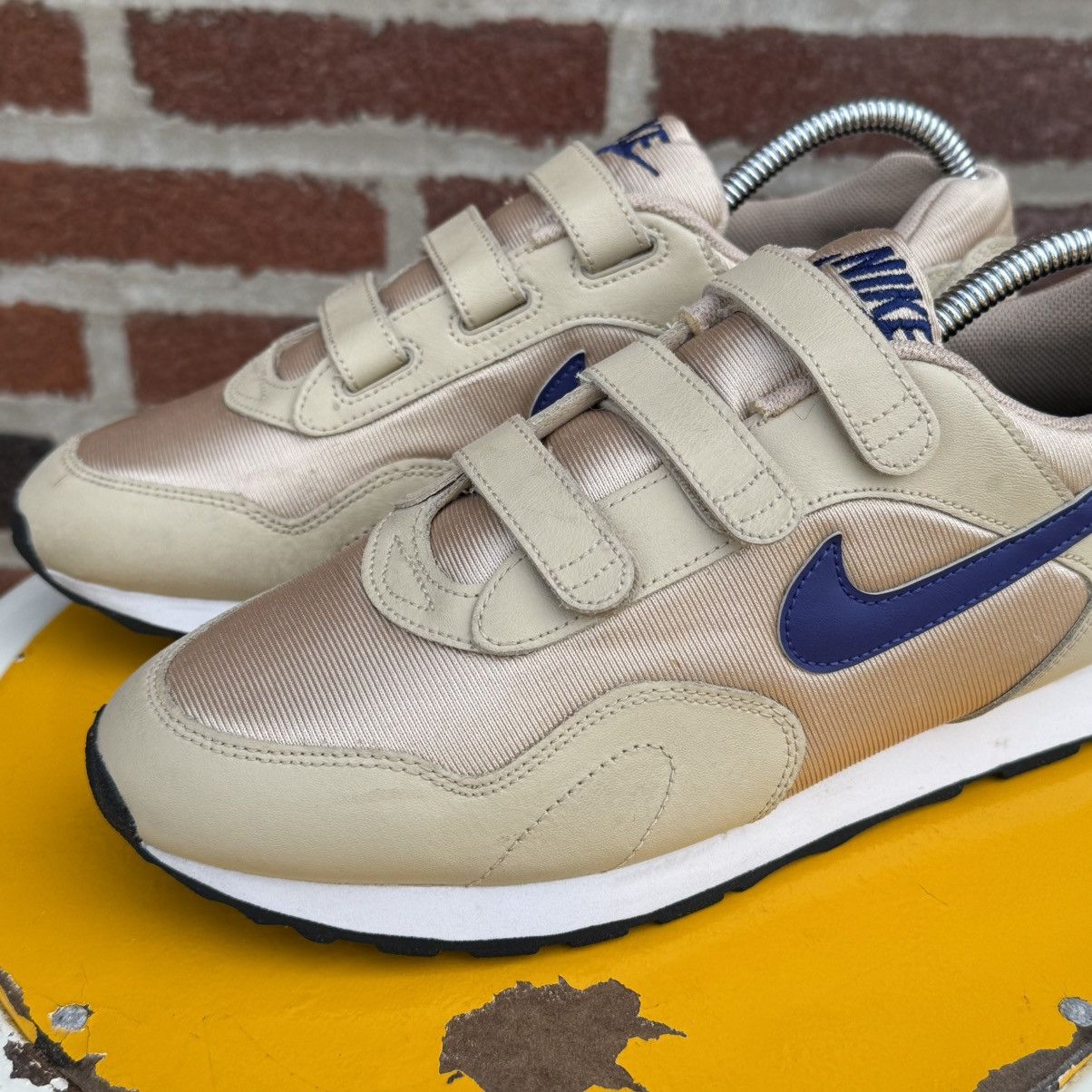 Nike NIKE Women's Track & Field Shoes Size 9Y / 26 cm Size US 10.5 / IT 40.5 - 5 Thumbnail
