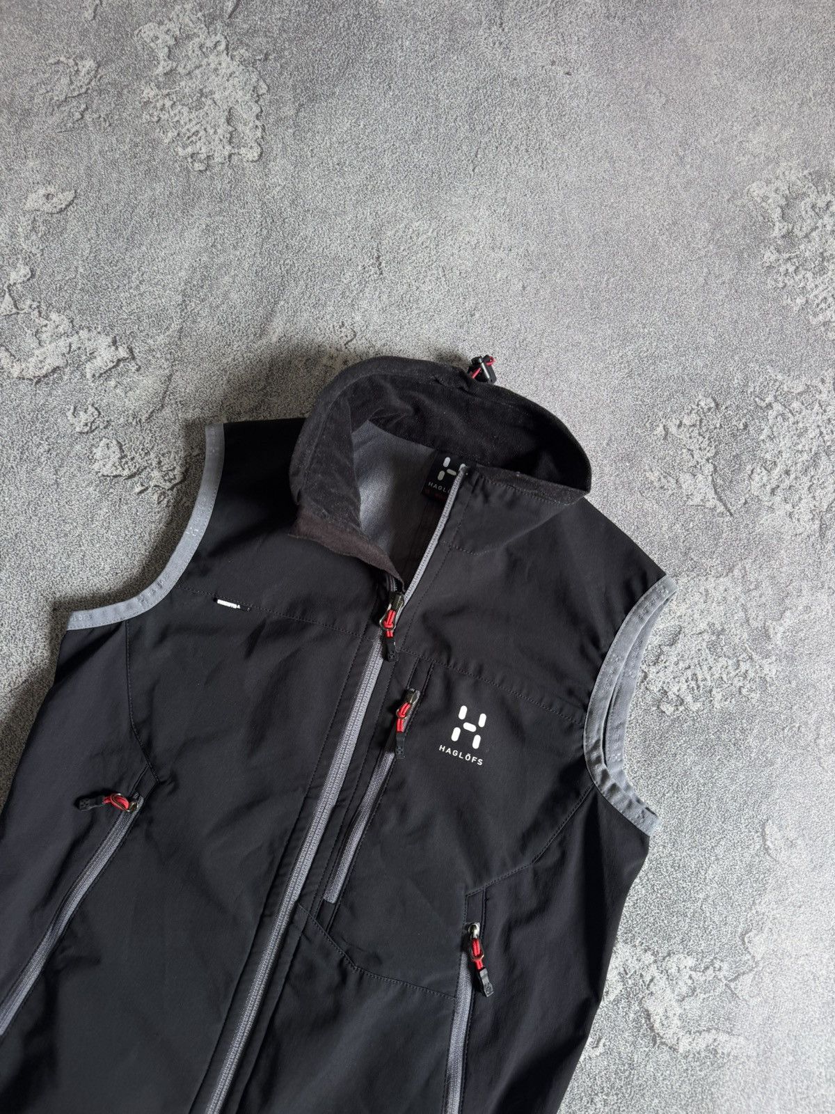 Haglofs Haglofs XS zip vest Softshell sleeveless jacket gorpcore Size XS / US 0-2 / IT 36-38 - 2 Thumbnail