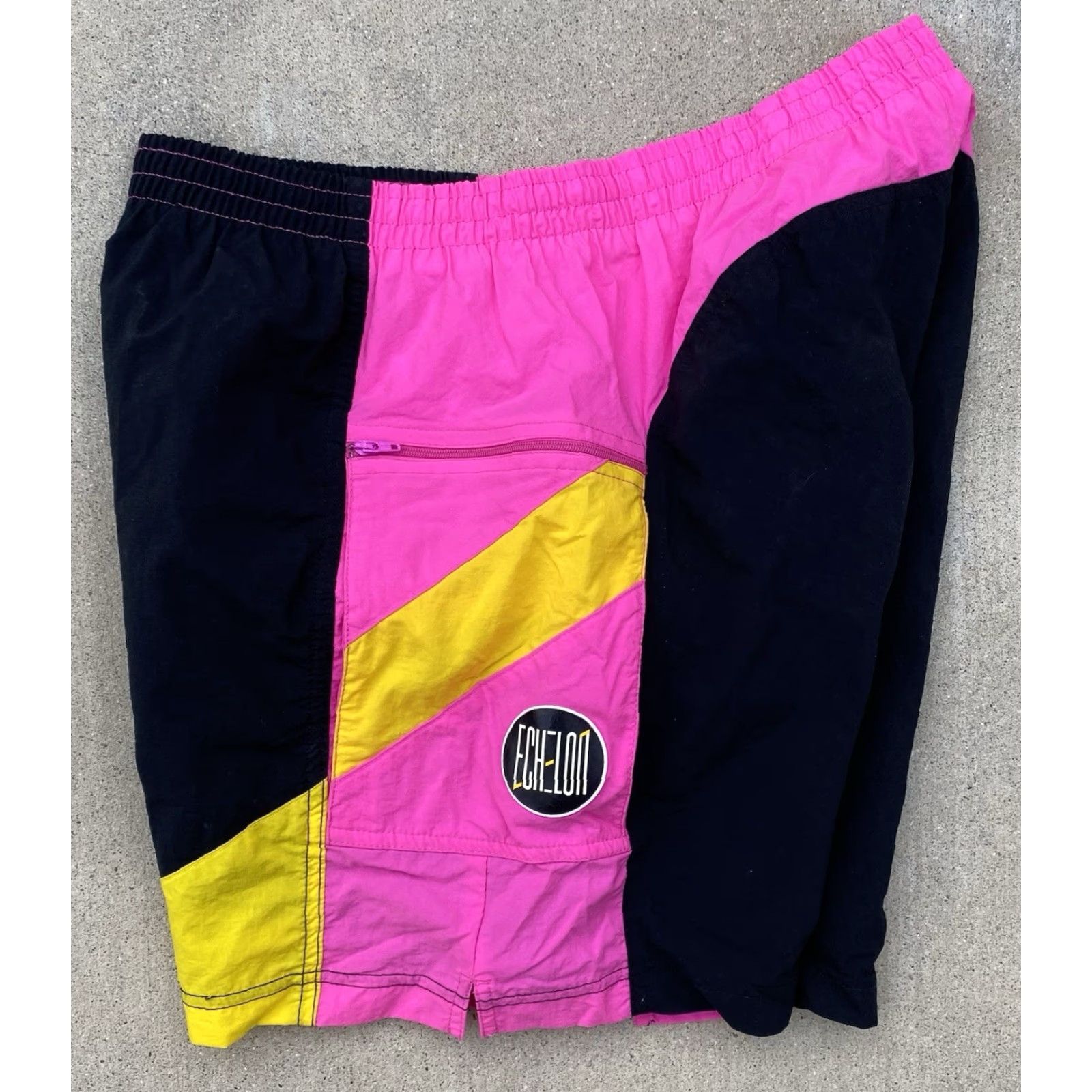 Nike VINTAGE Nike Echelon Men’s Nylon Shorts Ball Black Pink Yellow Geometric Logo Drawstring Pockets 1980s 1990s Cycling Mens L Size US 33 - 6 Thumbnail