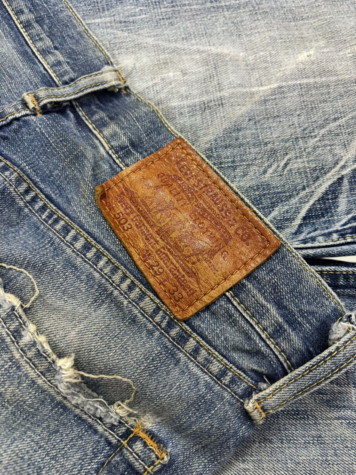 Levi's 90s Grunge Levis Lot 503 Thunder Clawmark Faded Jeans Size US 29 - 10 Thumbnail
