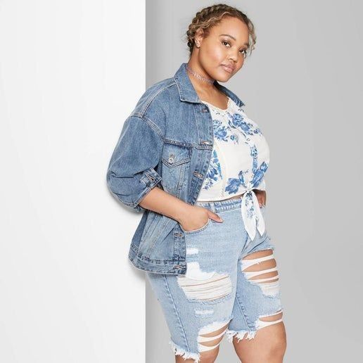 Other Womens Plus Size Distressed Denim Shorts Size 14W Size ONE SIZE - 1 Preview