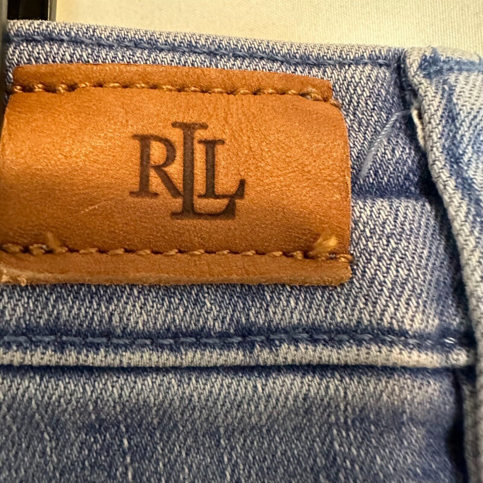 Lauren Ralph Lauren Lauren "Ralph Lauren" Embroidered Hem Cropped Blue Jeans Sz8 Size 29" - 8 Thumbnail