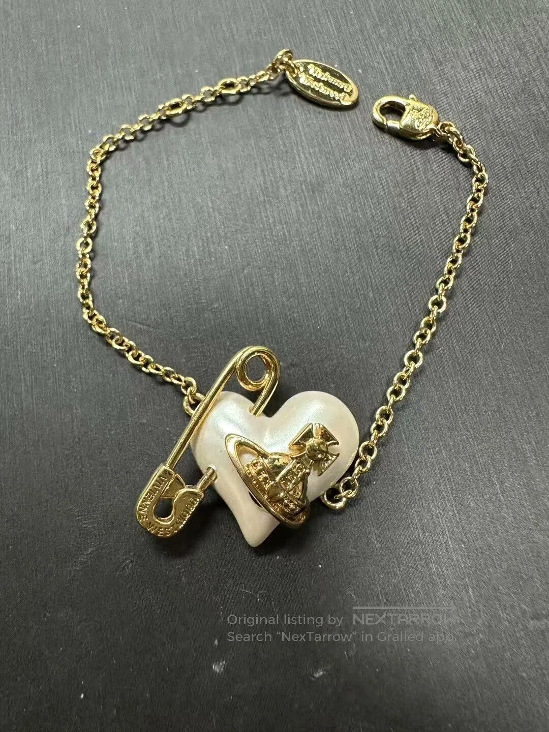Vivienne Westwood Vivienne Westwood Heart Brooch Pearl Bracelet. Size ONE SIZE - 1 Thumbnail