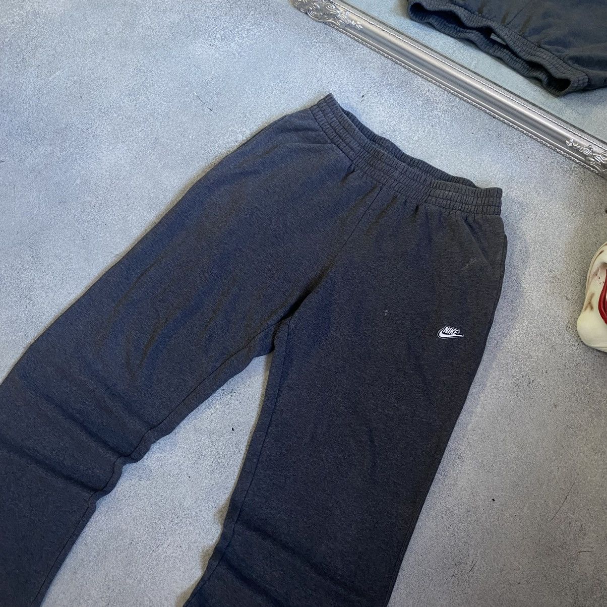 Nike Vintage Y2K Nike Sweatpants Size US 32 / EU 48 - 3 Thumbnail