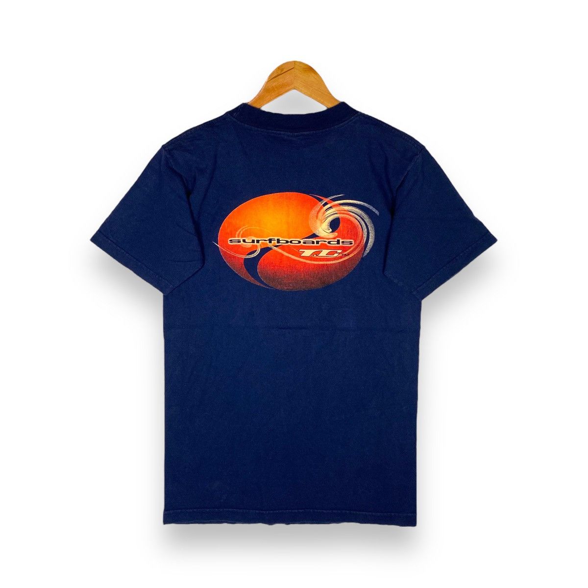 Vintage VINTAGE 90's T&C SURF DESIGNS HAWAII SURFBOARDS TEE Size US S / EU 44-46 / 1 - 1 Thumbnail