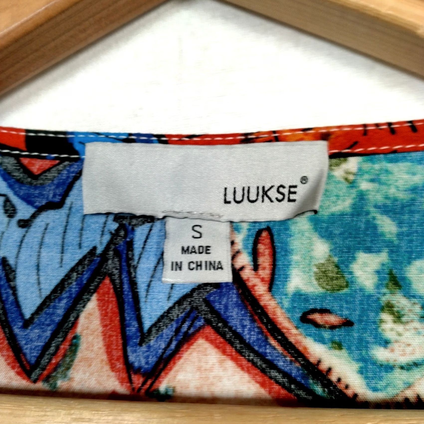 Bell LUUKSE Top Cropped Blouse S Multicolor Long Sleeve Bell V-Neck Abstract Artsy Boho/ Hippie Style Womens Size S / US 4 / IT 40 - 7 Thumbnail