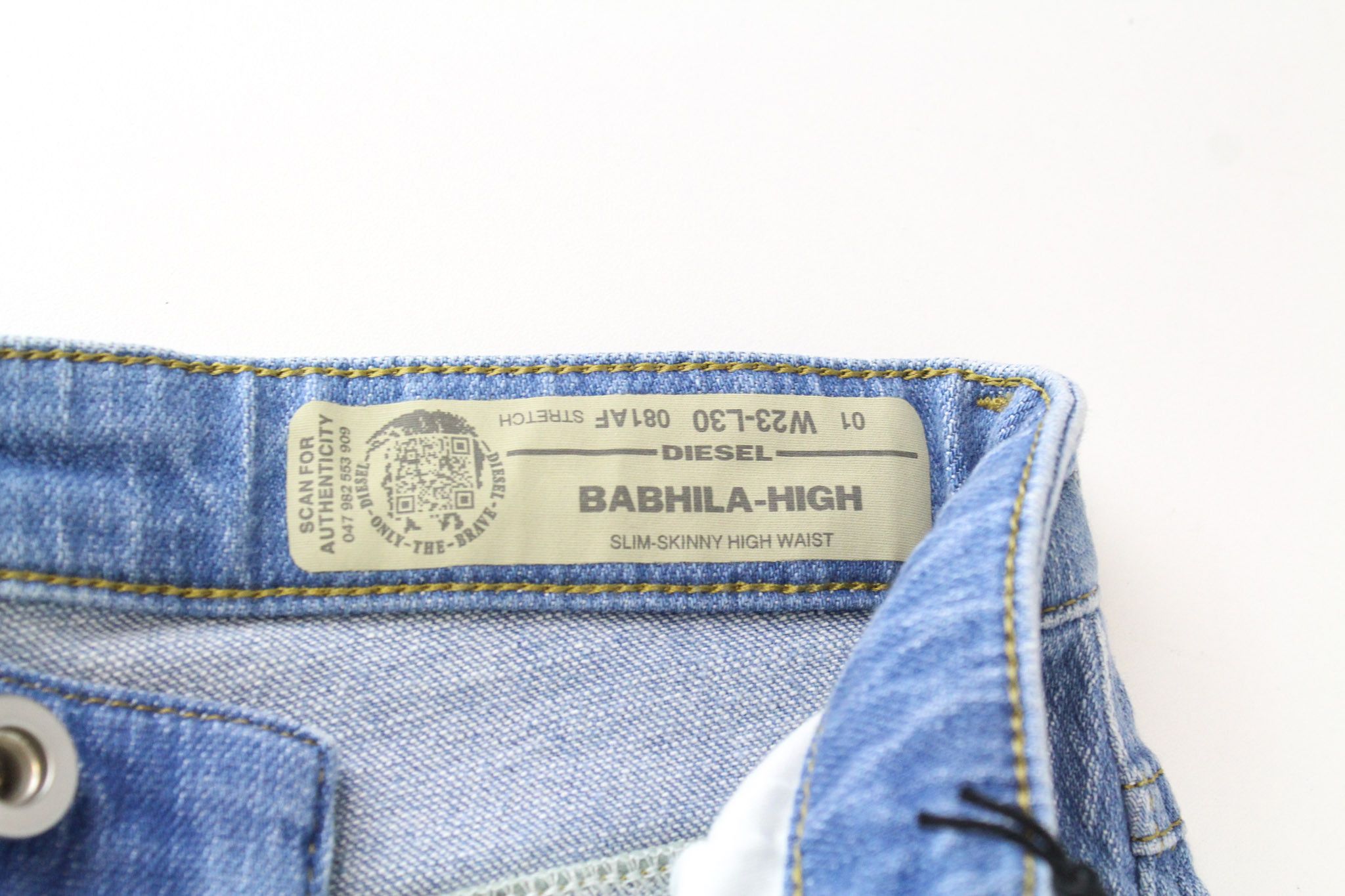 Diesel BABHILA-HIGH 081AF W23/L30 Girls Blue Stretch Jeans 69985 Size 23" - 5 Thumbnail