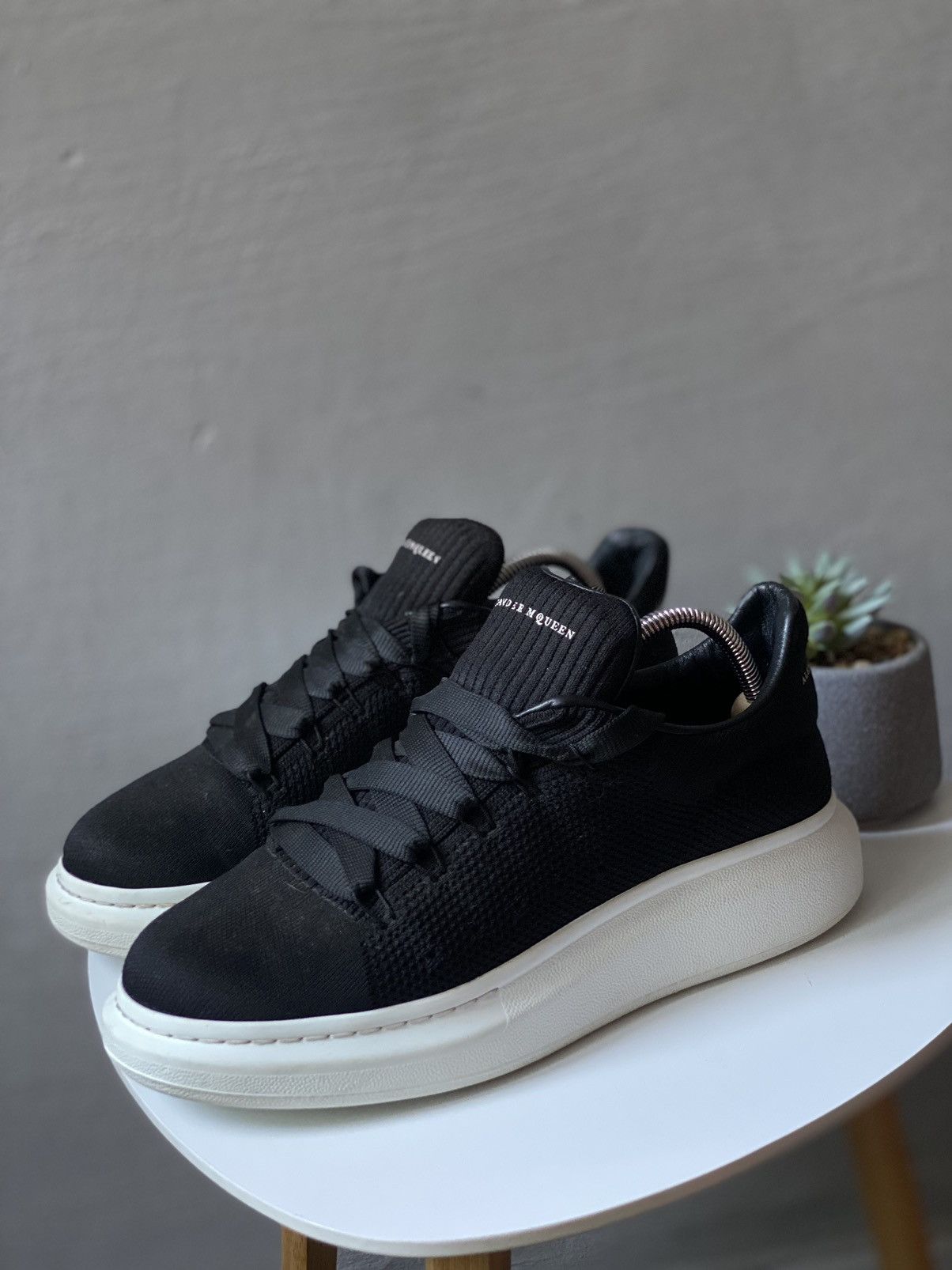 Alexander Mcqueen oversized black sneakers size 425 US 9