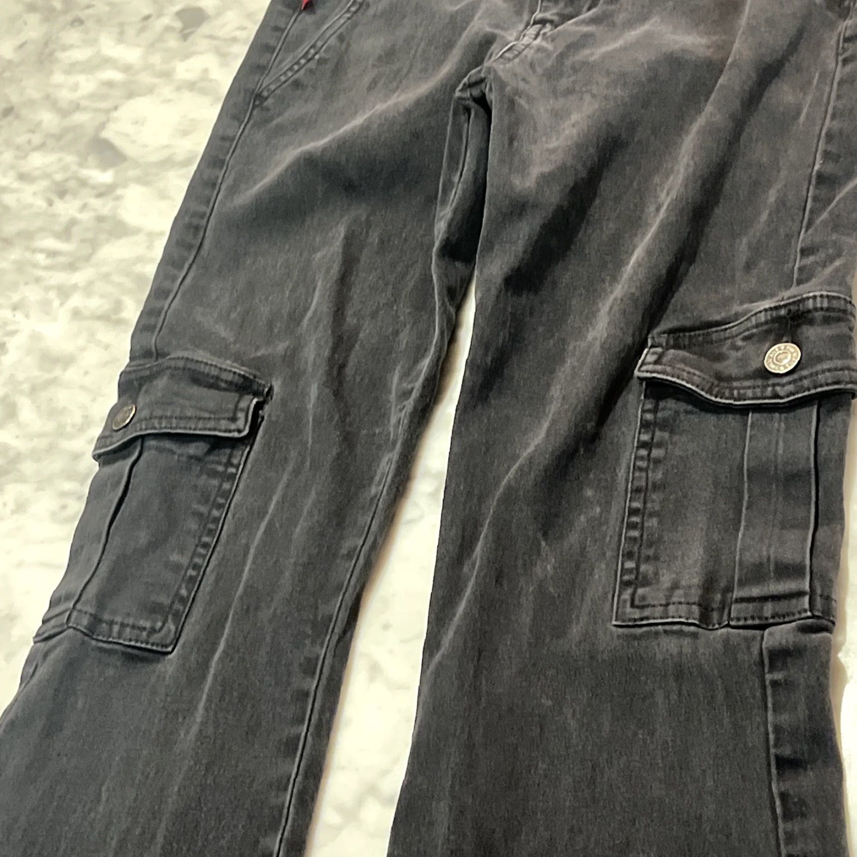 Denime VINTAGE YMI Jeans Women Cargo Denim Black Flared 30in Inseam Size 5wear Bag Cultures? Size 27" / US 4 / IT 40 - 6 Thumbnail