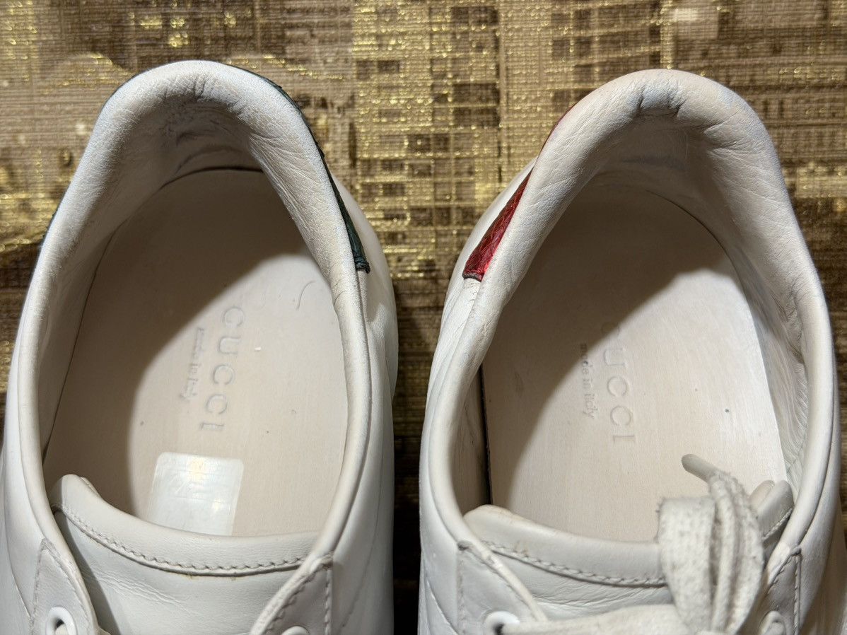 Gucci Gucci ACE Sneaker Embroidered Bees White Leather Gold Women Size US 8.5 / IT 38.5 - 11 Thumbnail