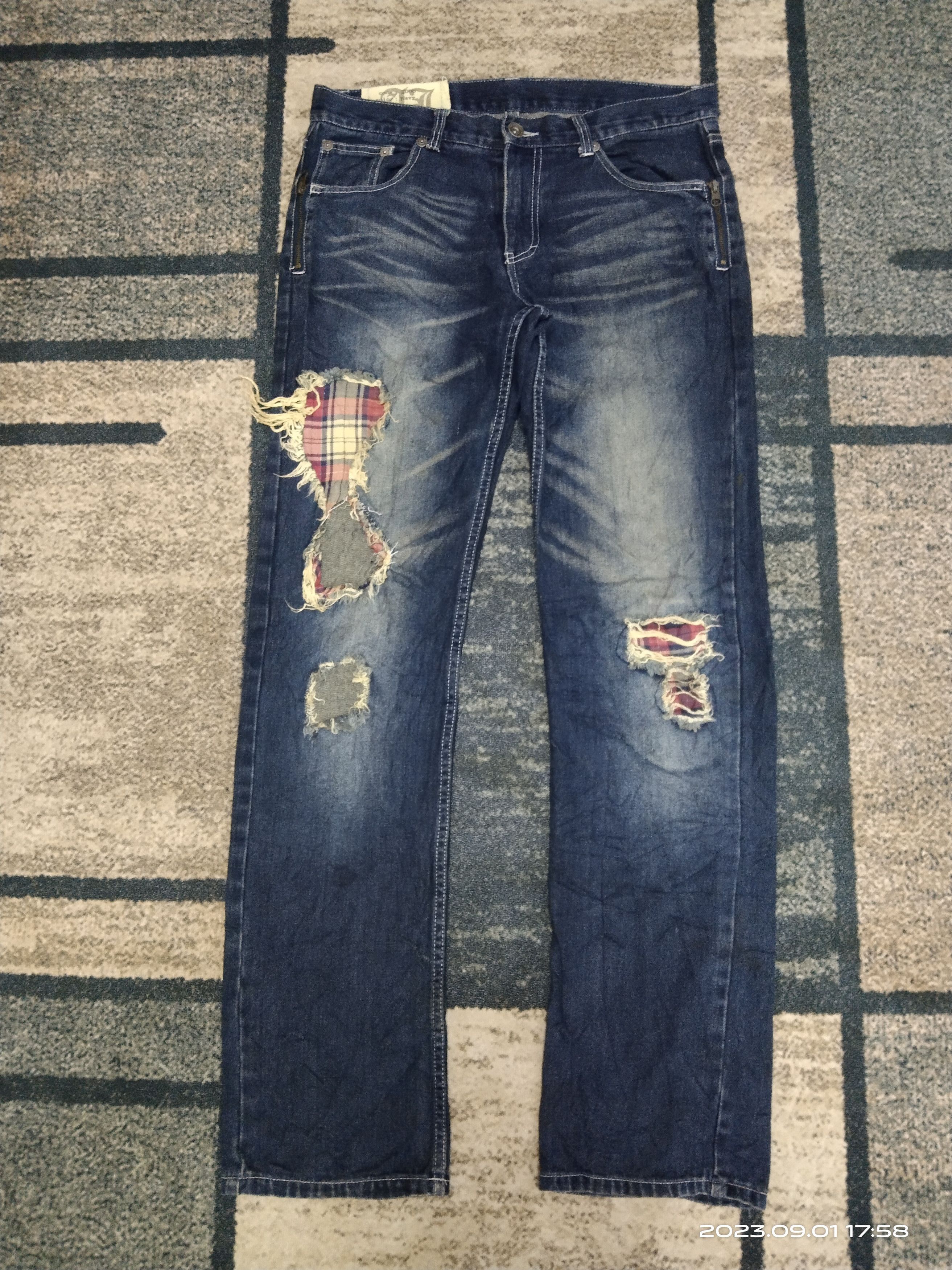 Japanese Brand SiCK RIPED ANTFUL DENIM PANTS Size US 33 - 2 Thumbnail