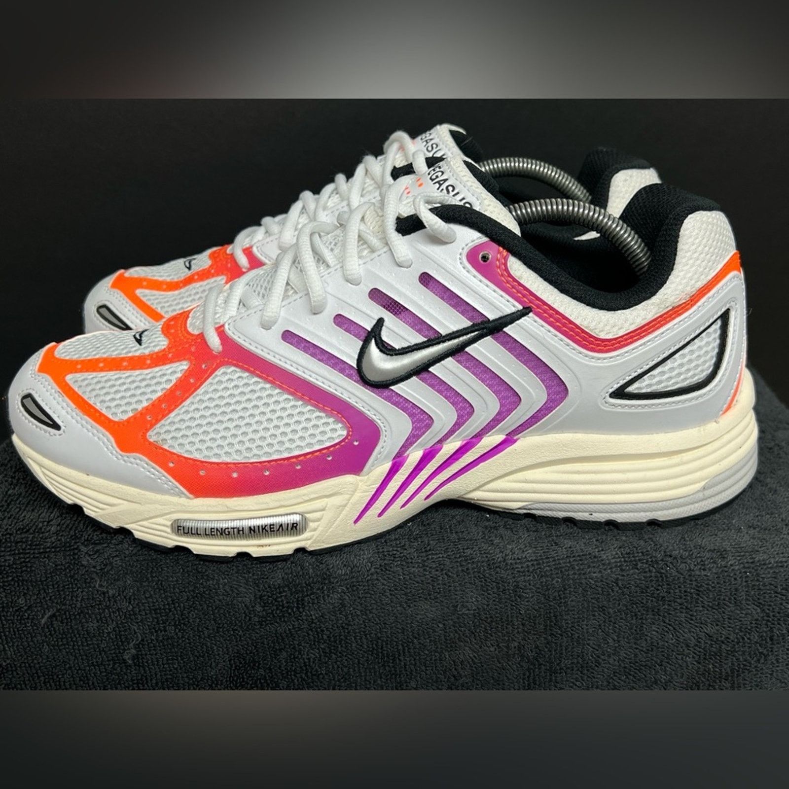 Nike Nike Air Pegasus 2005 White Chrome Orange Shoes WORN ONCE Size US 11 / EU 44 - 1 Thumbnail