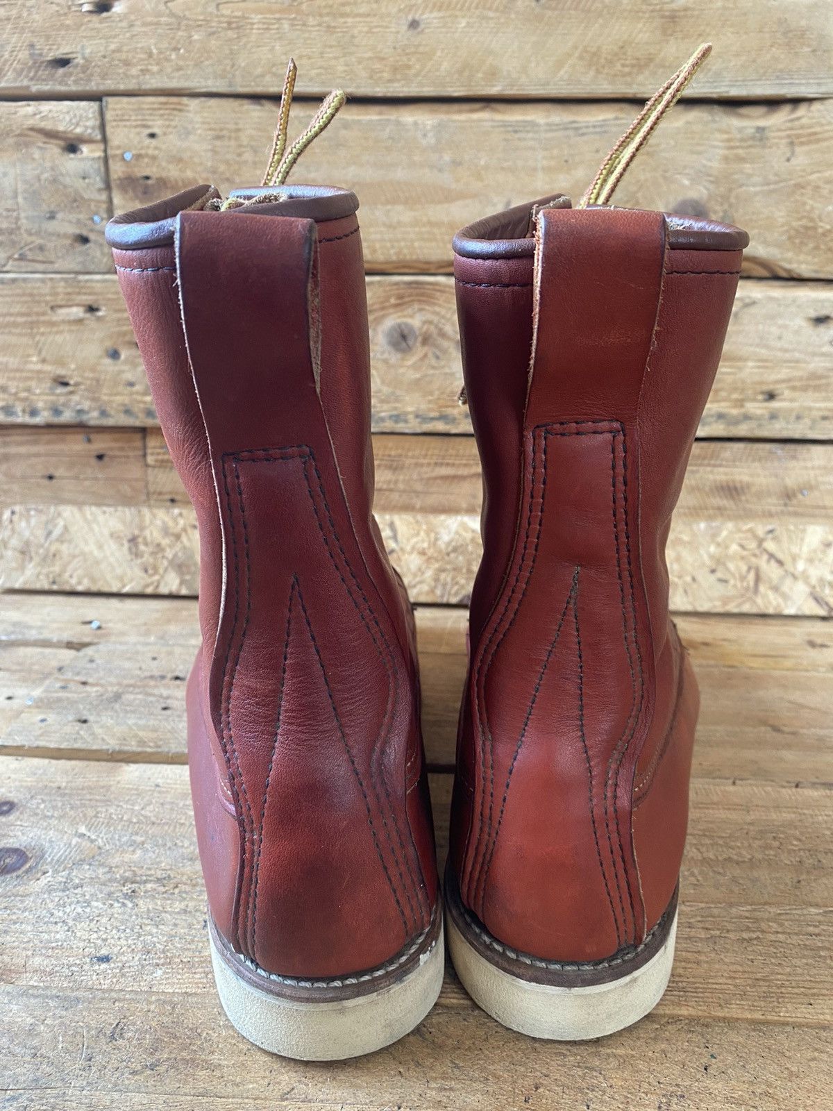 Red Wing Redwing X Irish setter 8inch moc-toe brown leather shoe 9EE Size US 9 / EU 42 - 6 Thumbnail